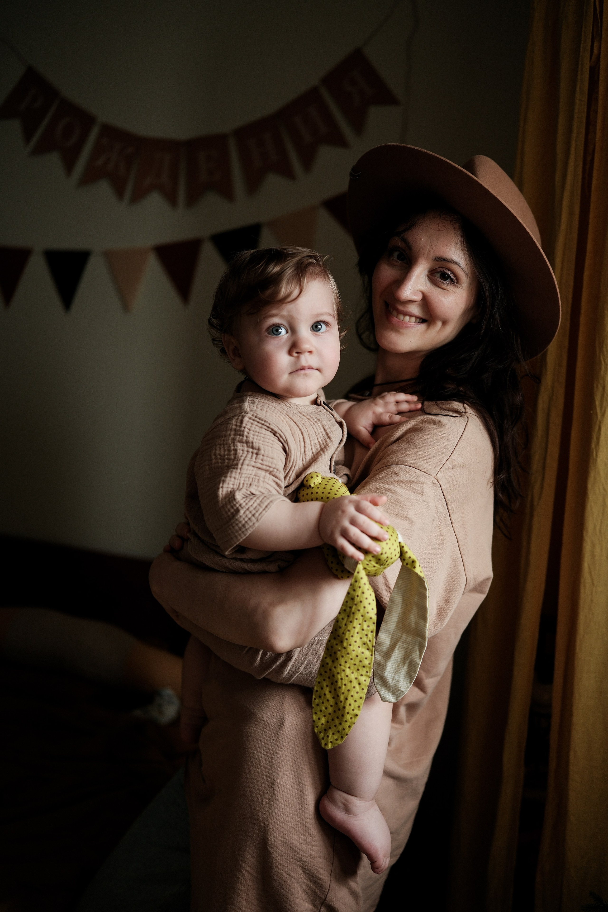 Годик Мирону. Семейный детский ньюборн фотограф в Москве Марта Петрова