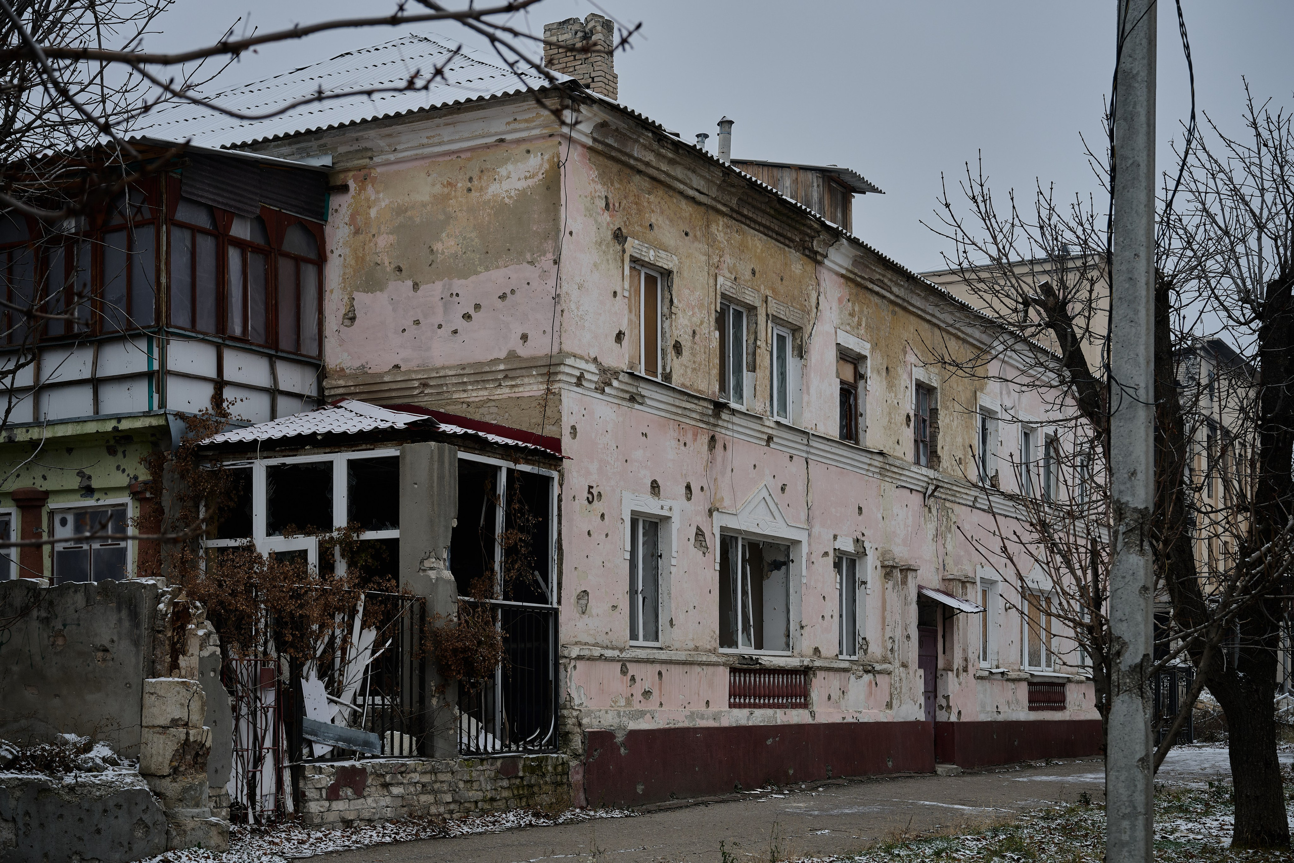 Лисичанск. Луганская область. Фотопроект «Территории»