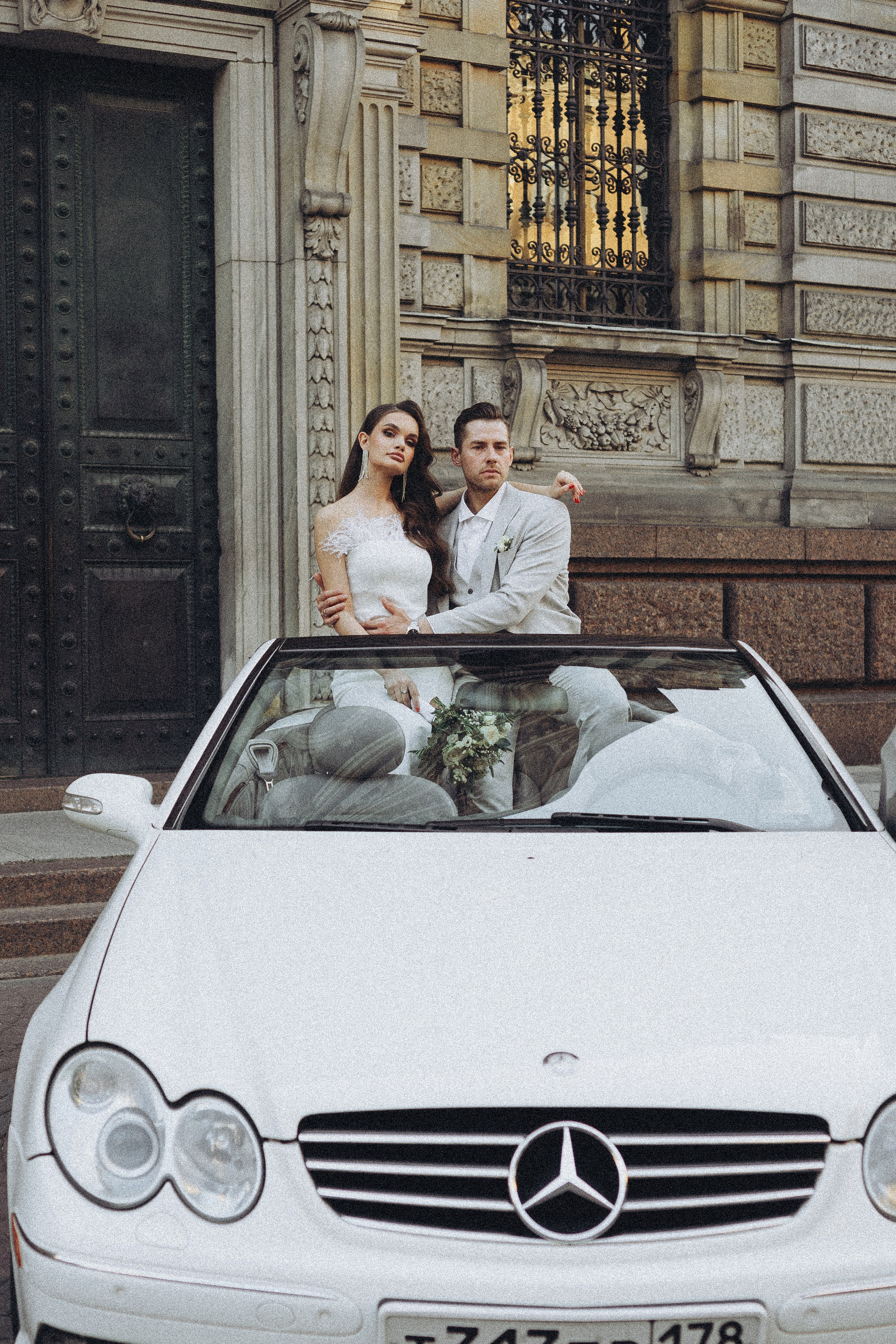 Свадебная сьемка у академии Штиглица. Профессиональный фотограф, Санкт-Петербург — Виктория Богомолова