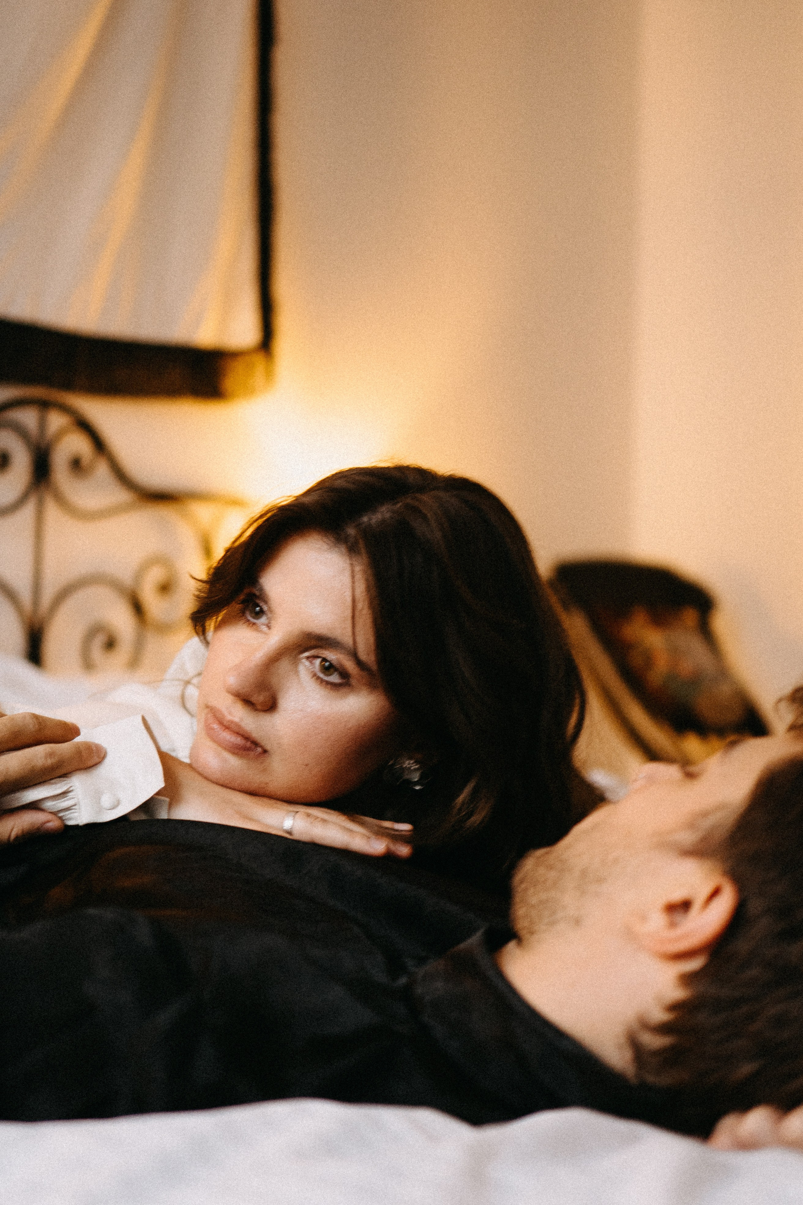 СБОРЫ ЖЕНИХА И НЕВЕСТЫ В УЮТНОЙ КВАРТИРЕ В ЦЕНТРЕ САНТК-ПЕТЕРБУРГА. Профессиональный фотограф, Санкт-Петербург — Виктория Богомолова