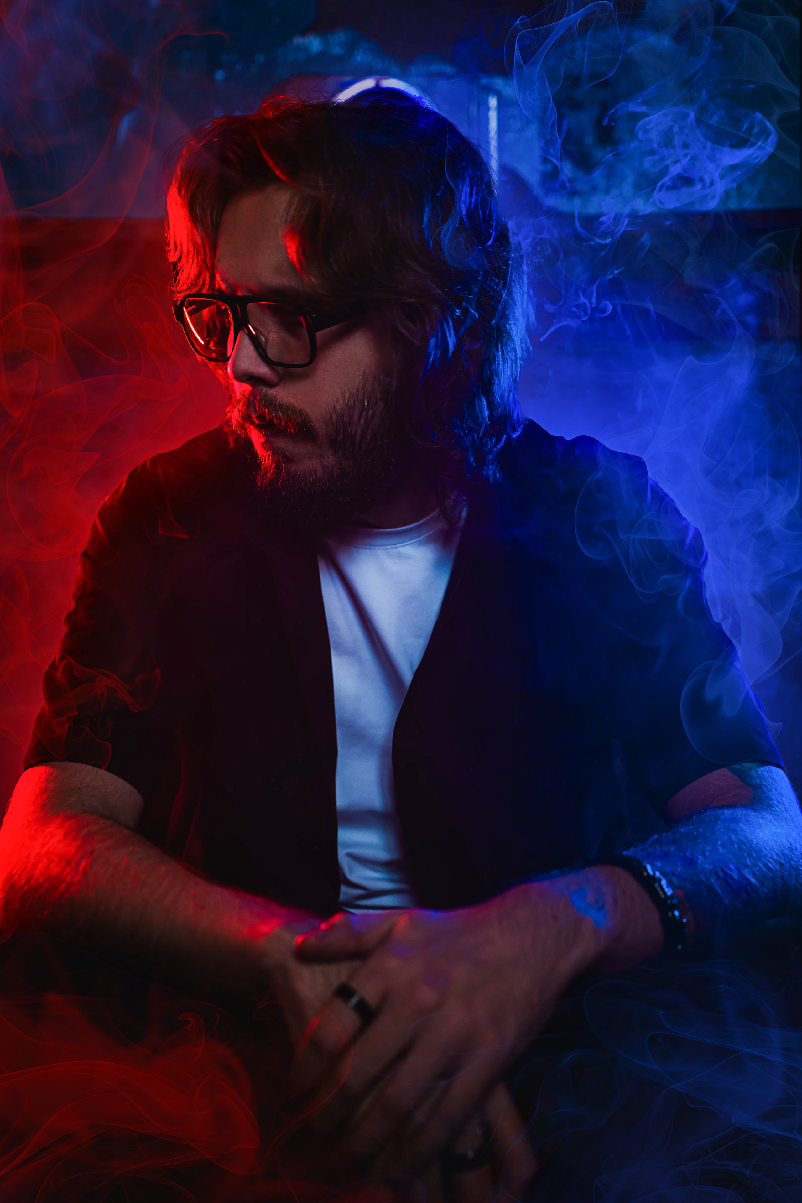 Мрак в неоновых лучах. Репортажный фотограф Анастасия Рубцова