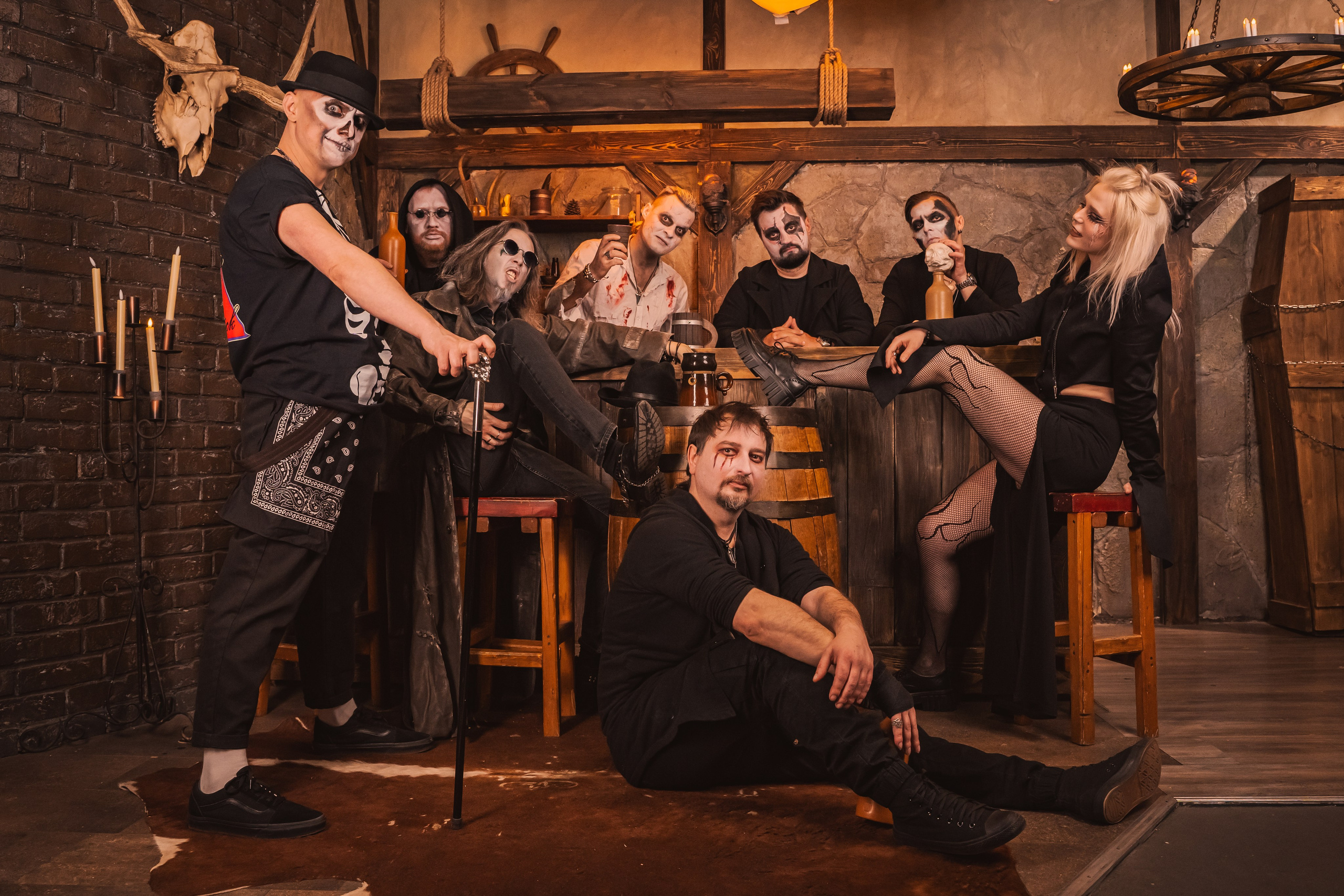 Группа NAGART в таверне. Репортажный фотограф Анастасия Рубцова