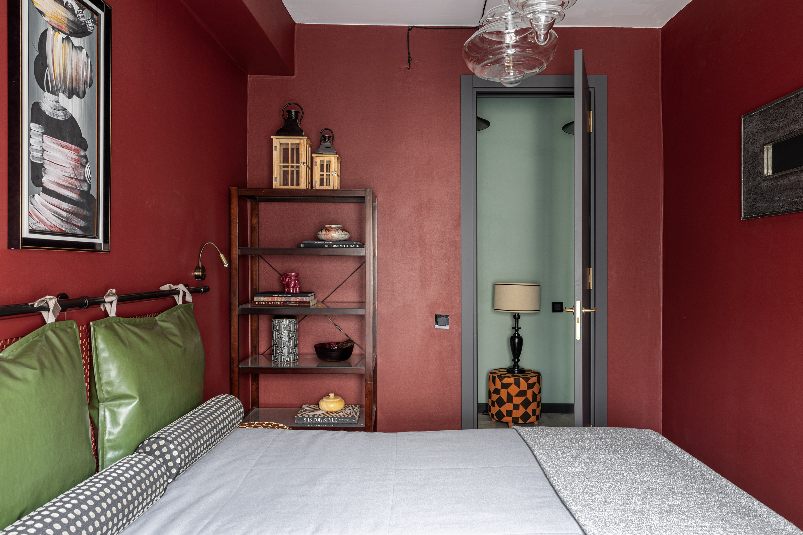 Смелый и яркий проект двухкомнатной квартиры на Шаболовке. Veselinskiy| Интерьерный фотограф | Москва