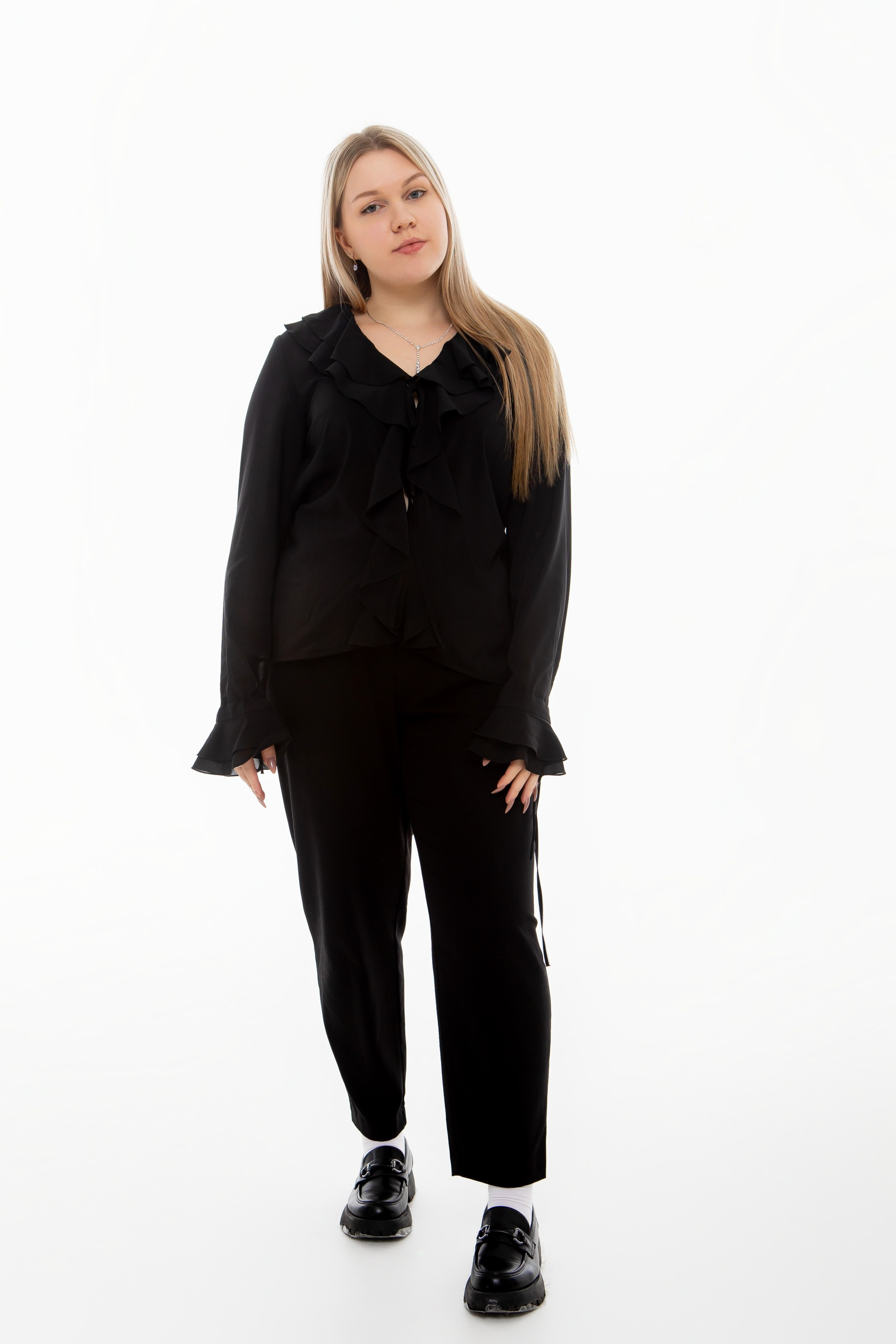 Студия Гимназия 12 11 А 2024 г. Свадебный и портретный Фотограф в Липецке Дмитрий Котюков