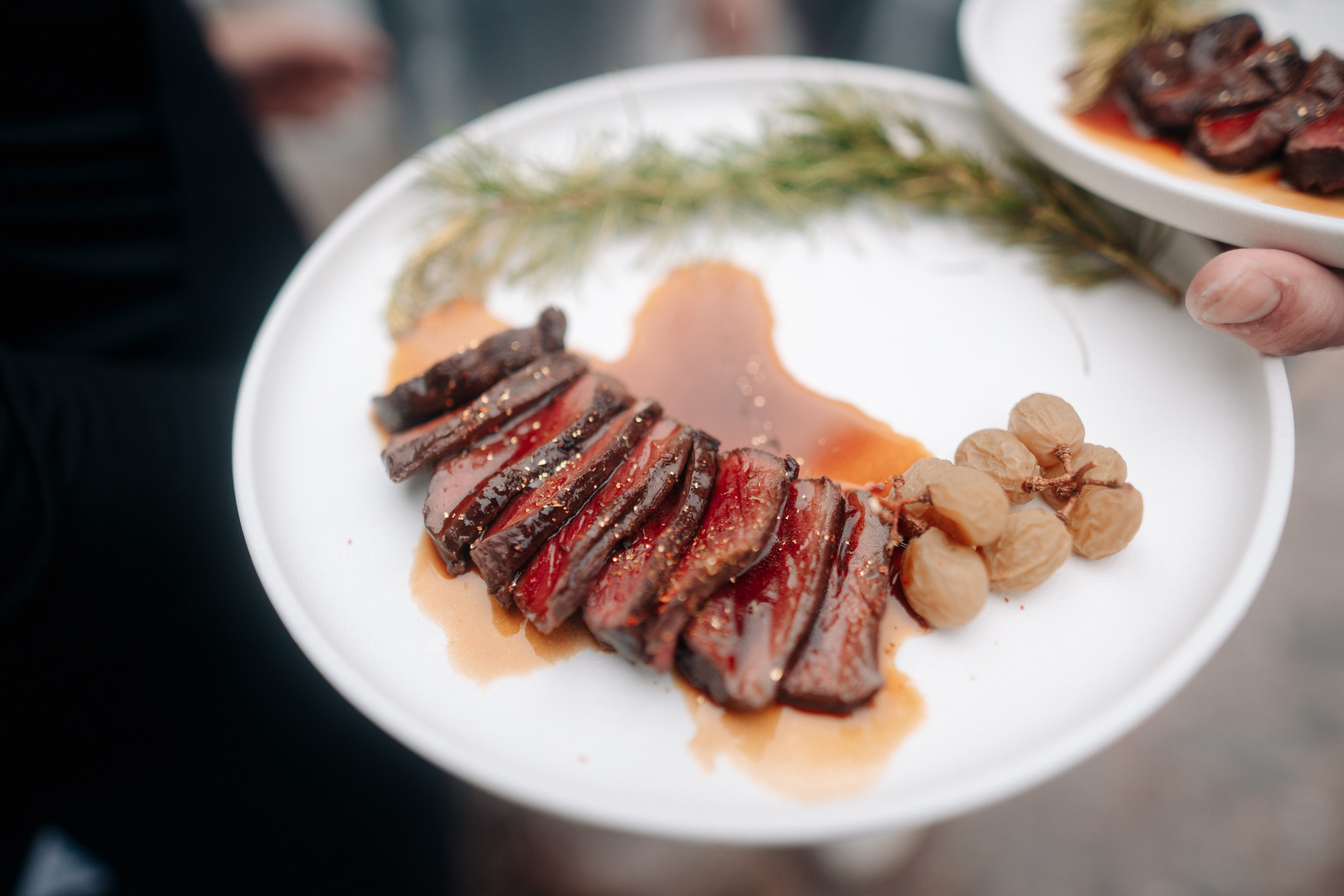 Дикий ужин. Репортажный фотограф Красноярск Алекс Чампакхам