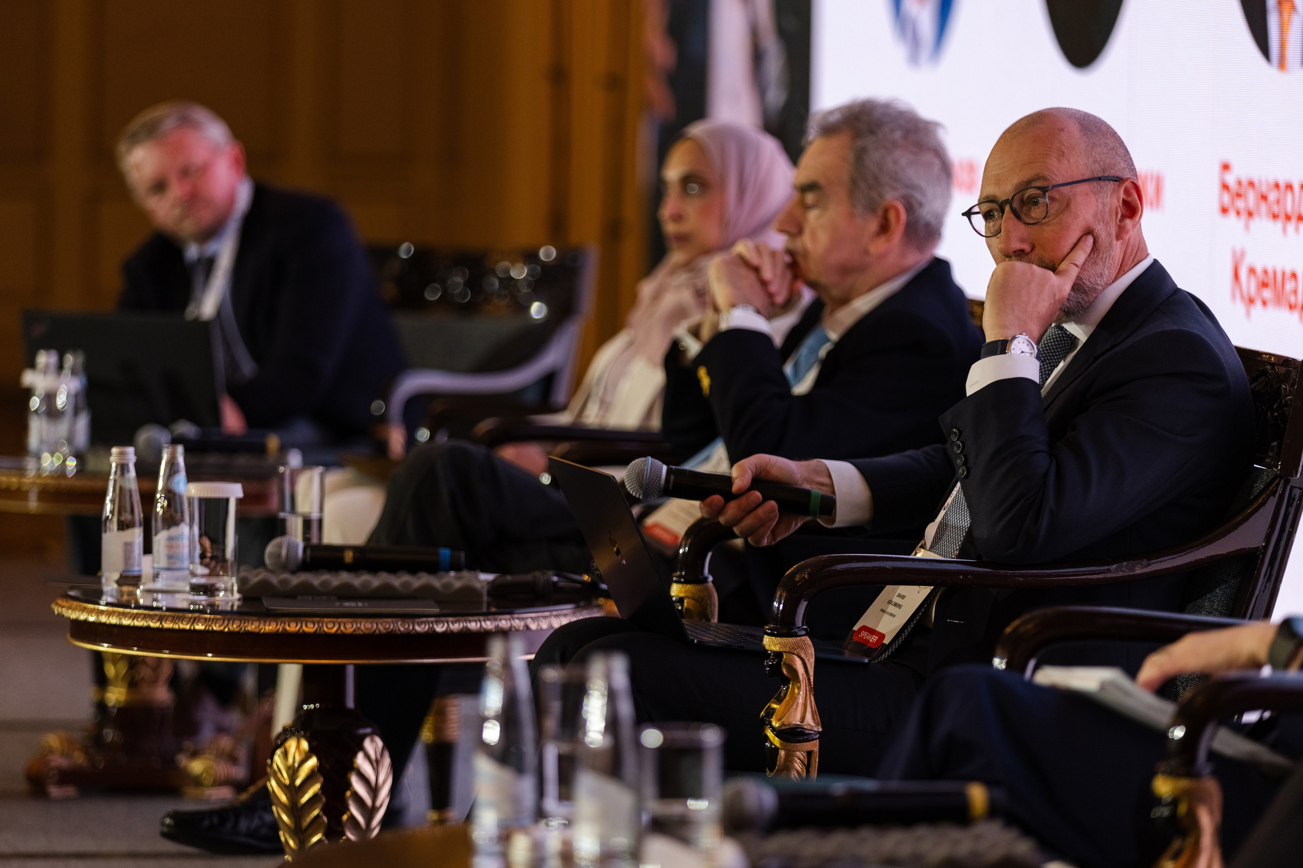 RIAC 2025. Свадебный репортажный фотограф в Москве