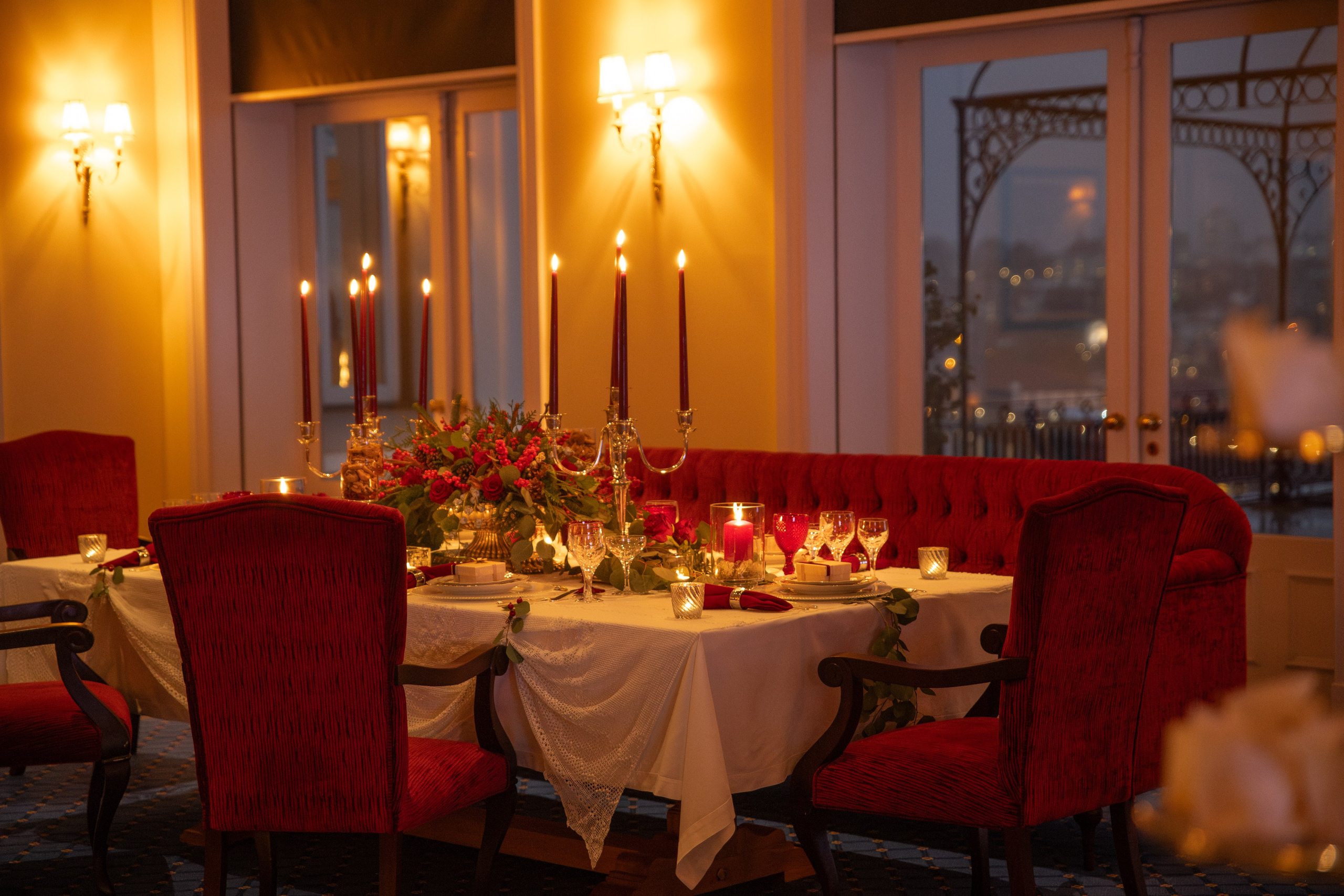 EUGÉNIO CAMPOS IN YEATMAN. Anastasiia Antoniuk portrait, family and couple photographer, Portugal