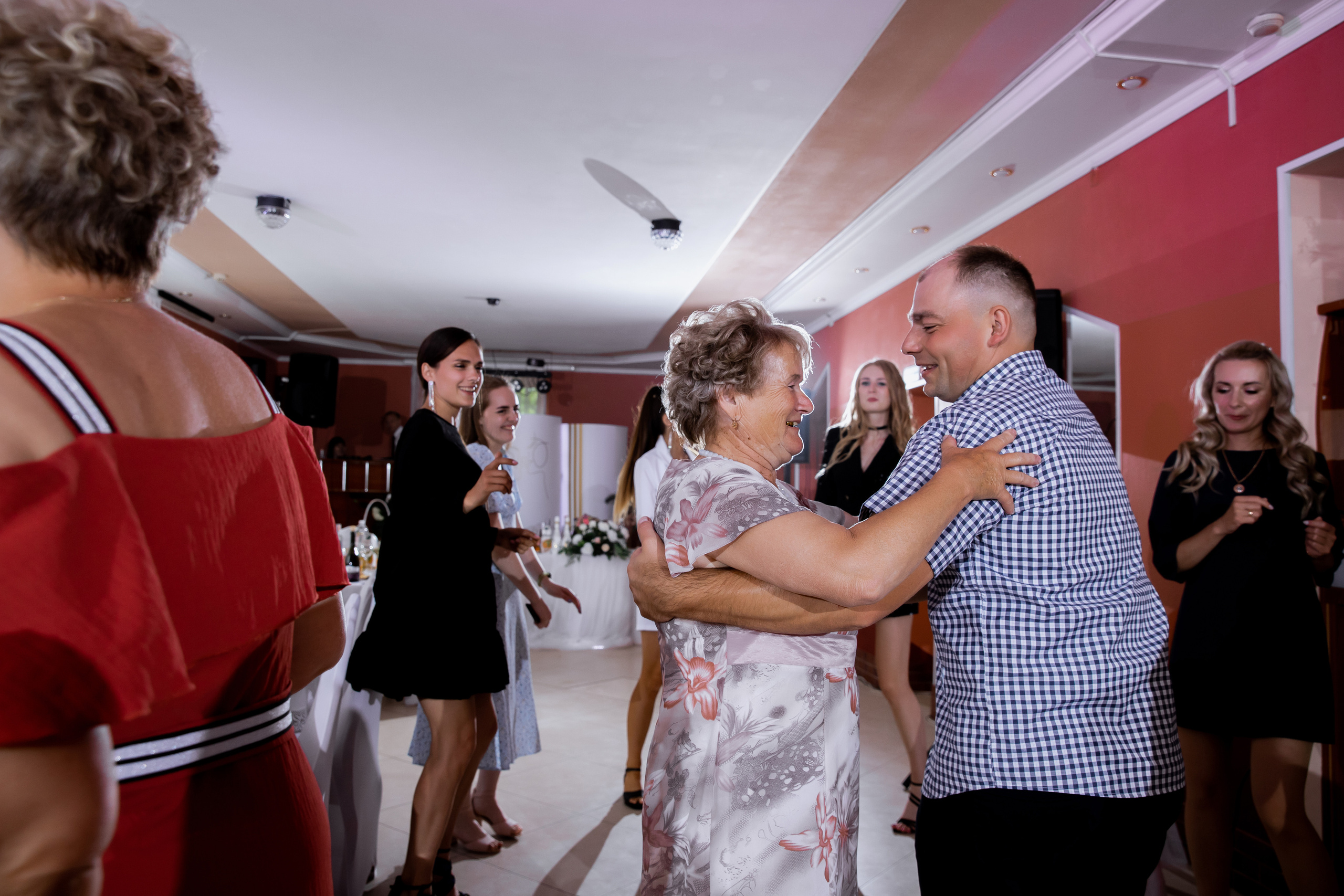 Свадебный день Кирилла и Вики. Свадебный фотограф Анна Бабахина