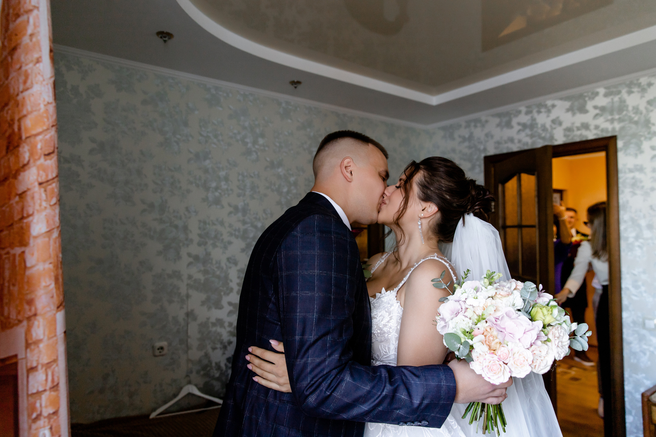 Свадебный день Кирилла и Кристины. Свадебный фотограф Анна Бабахина