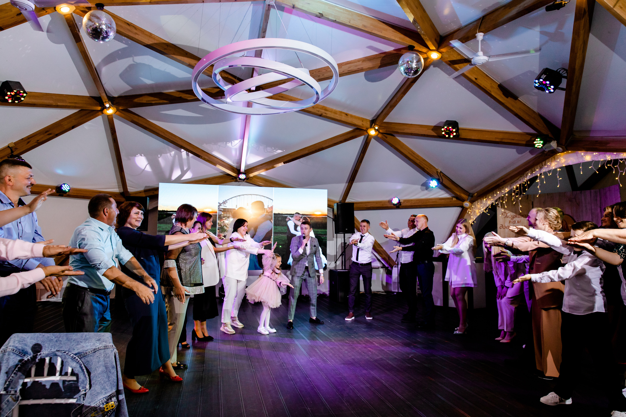 Свадебный день Кирилла и Кристины. Свадебный фотограф Анна Бабахина