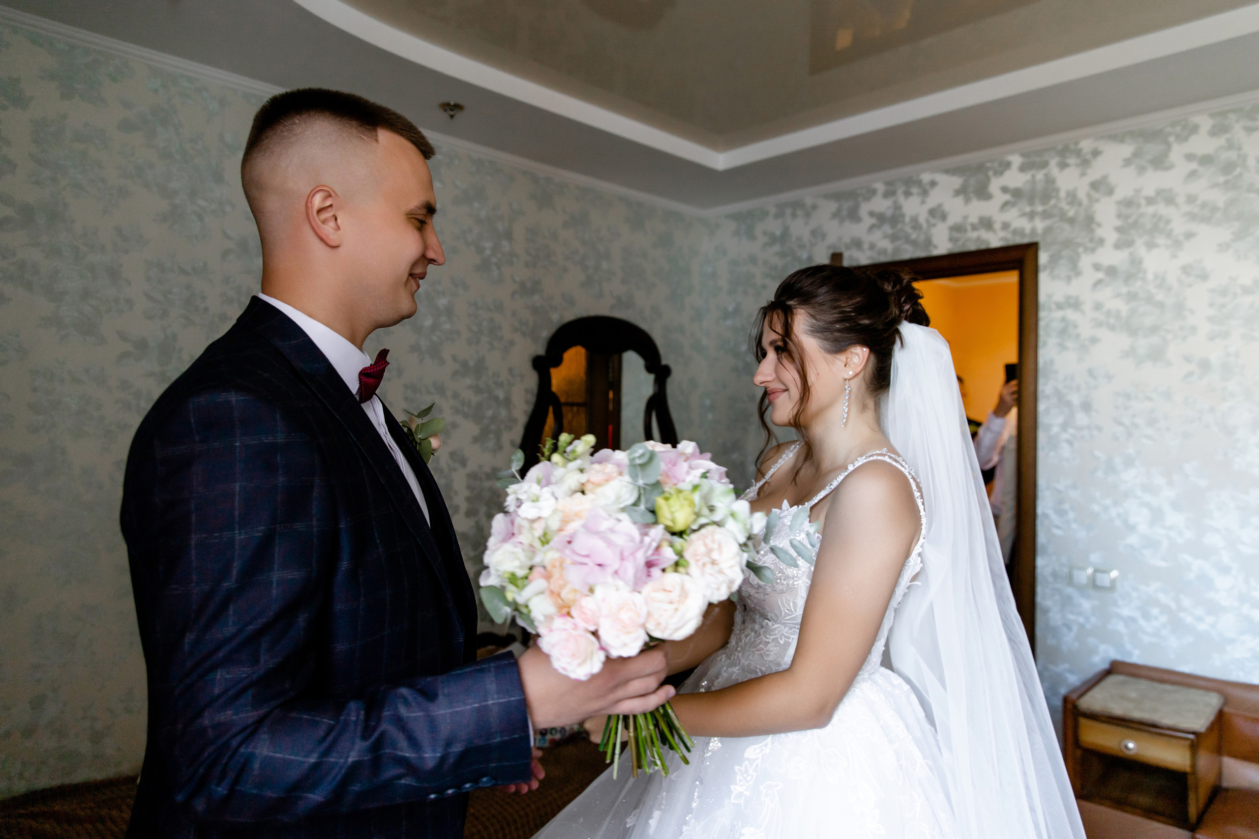 Свадебный день Кирилла и Кристины. Свадебный фотограф Анна Бабахина