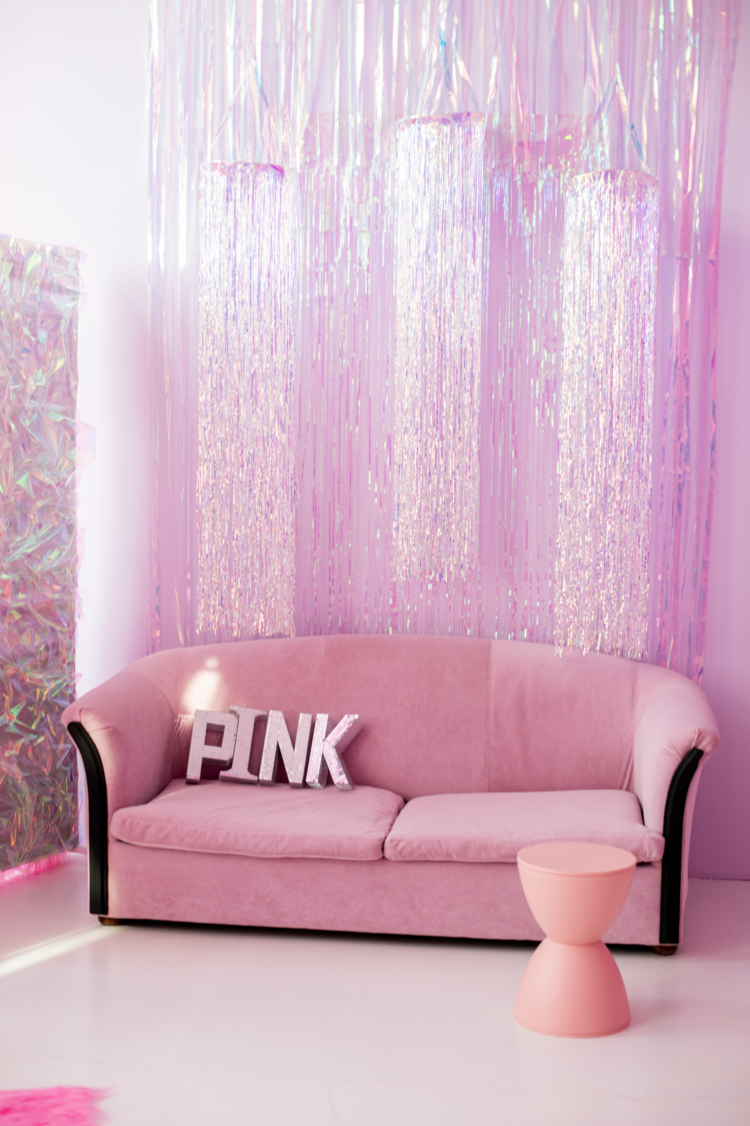 Розовый (студия Зеркало). Фотограф г. Хабаровск. Семейные и индивидуальные съёмки