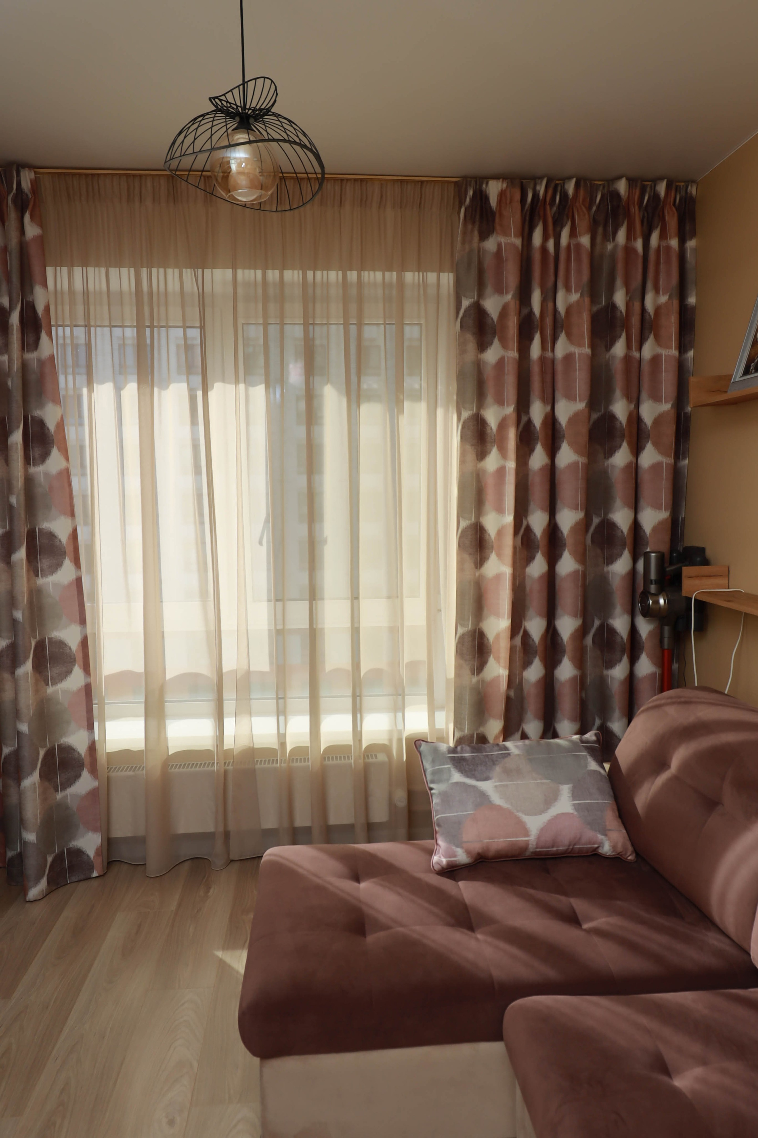 Шторы 3. Съемка в студии под ваш запрос, съемки архитектурных объектов — Александр Евстигнеев — фотограф Москва