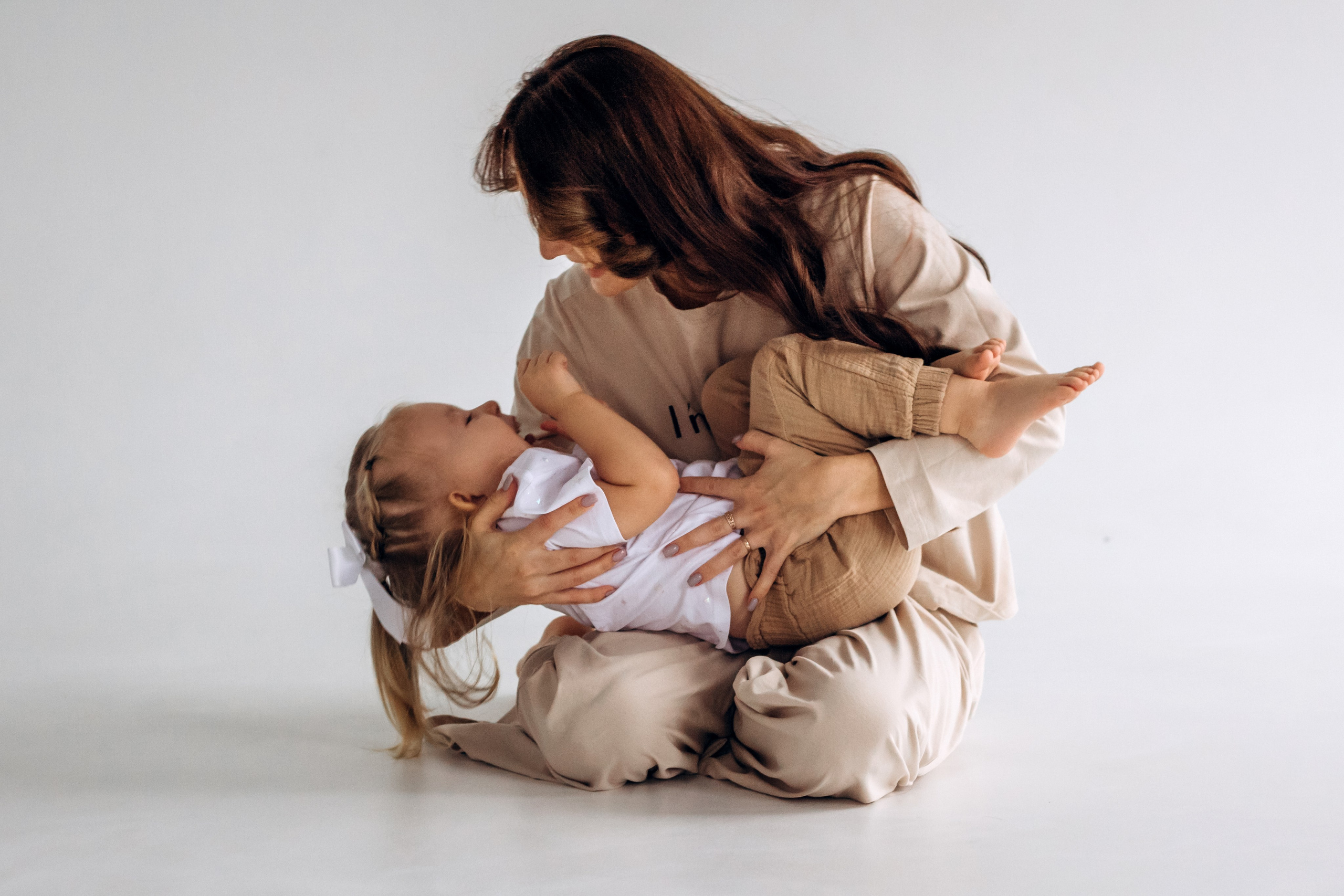 Мама и дочь Вика и Ева. Семейный фотограф в Ростове-на-Дону Безкишкина Татьяна
