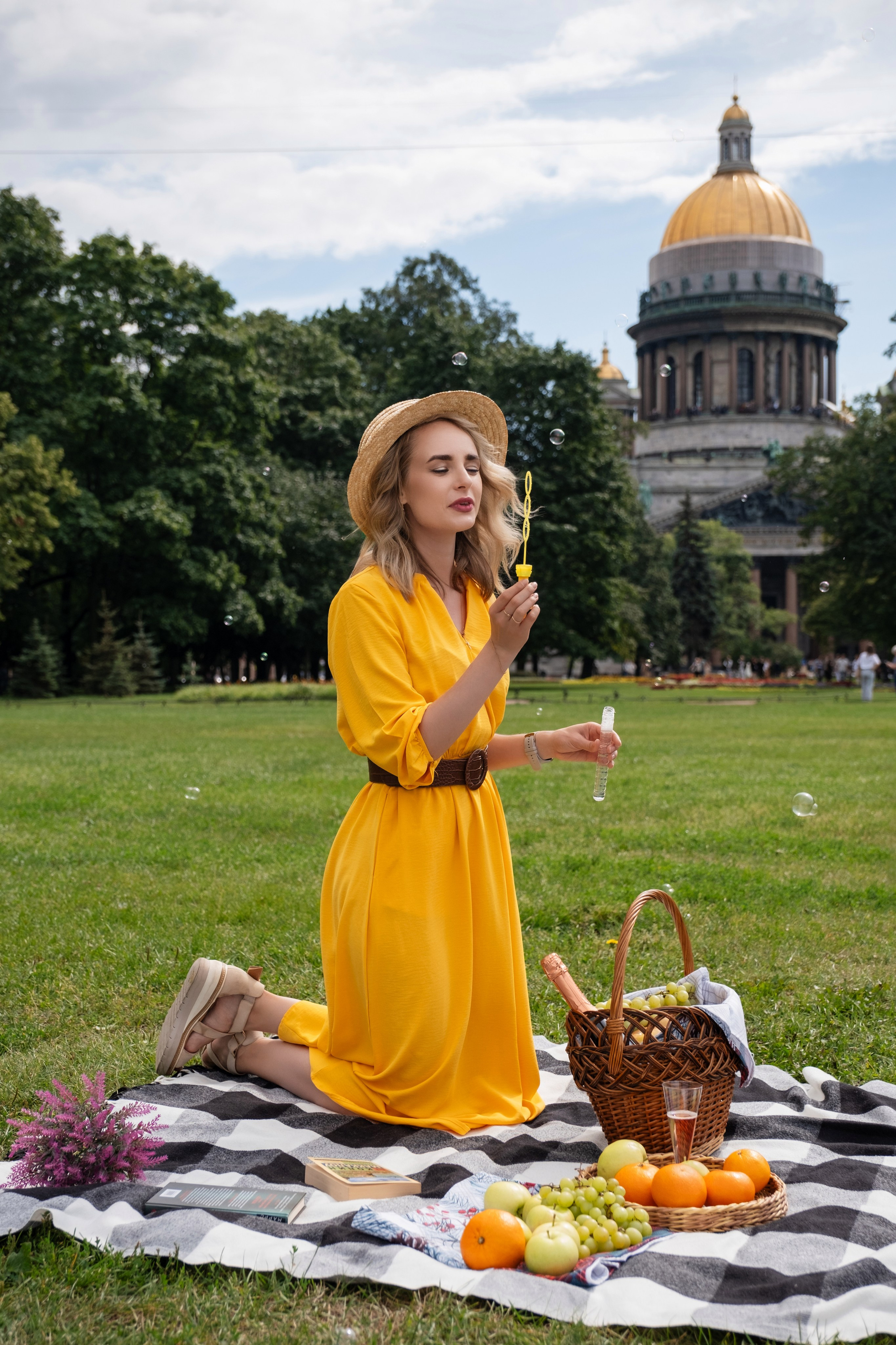 24. Фотограф Константин