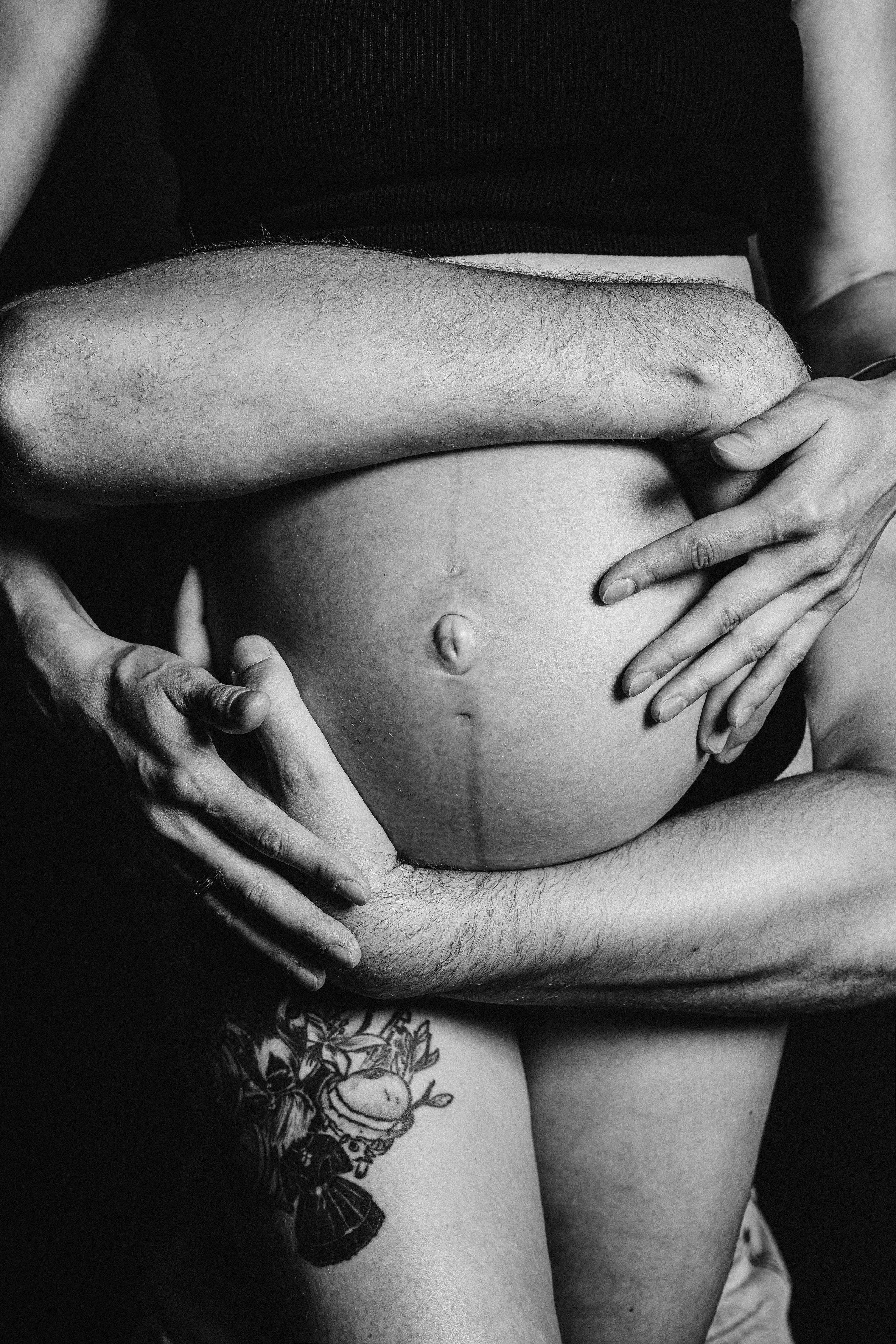 Беременность (минимализм). Фотограф Шунова Саша