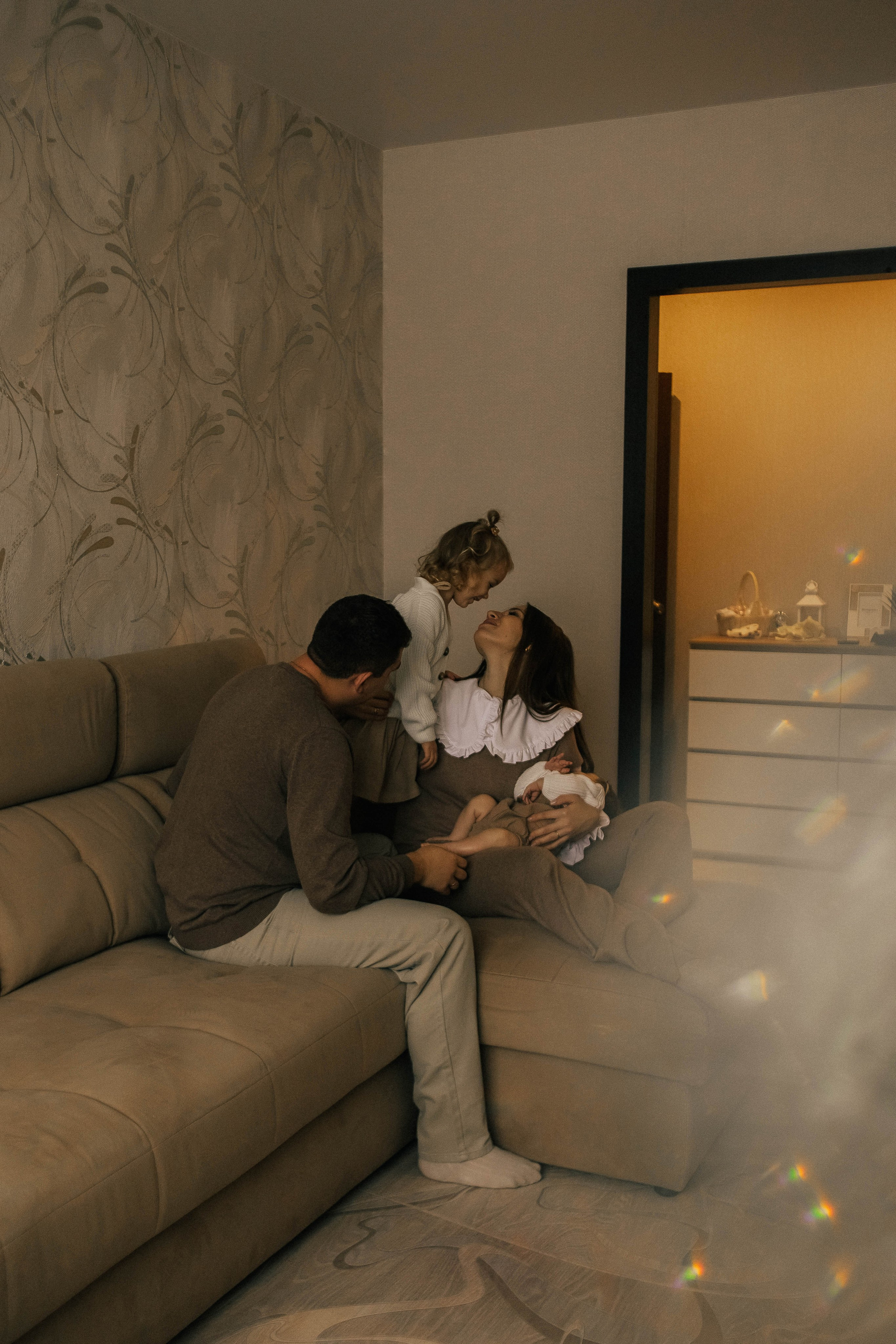 Анастасия, Андрей, Ариша и Анюта. Главная