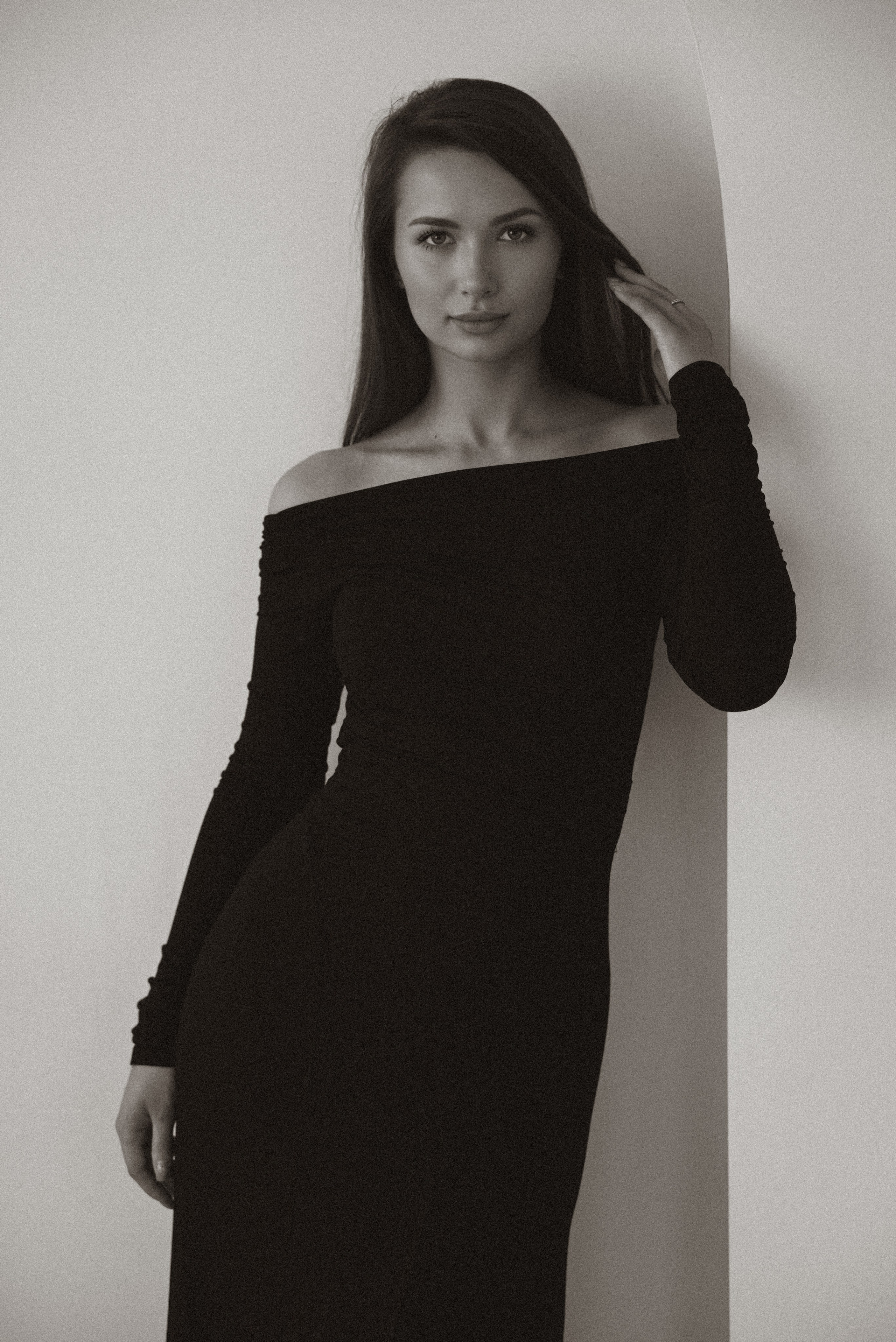 ЧБ. Индивидуальная женская съемка