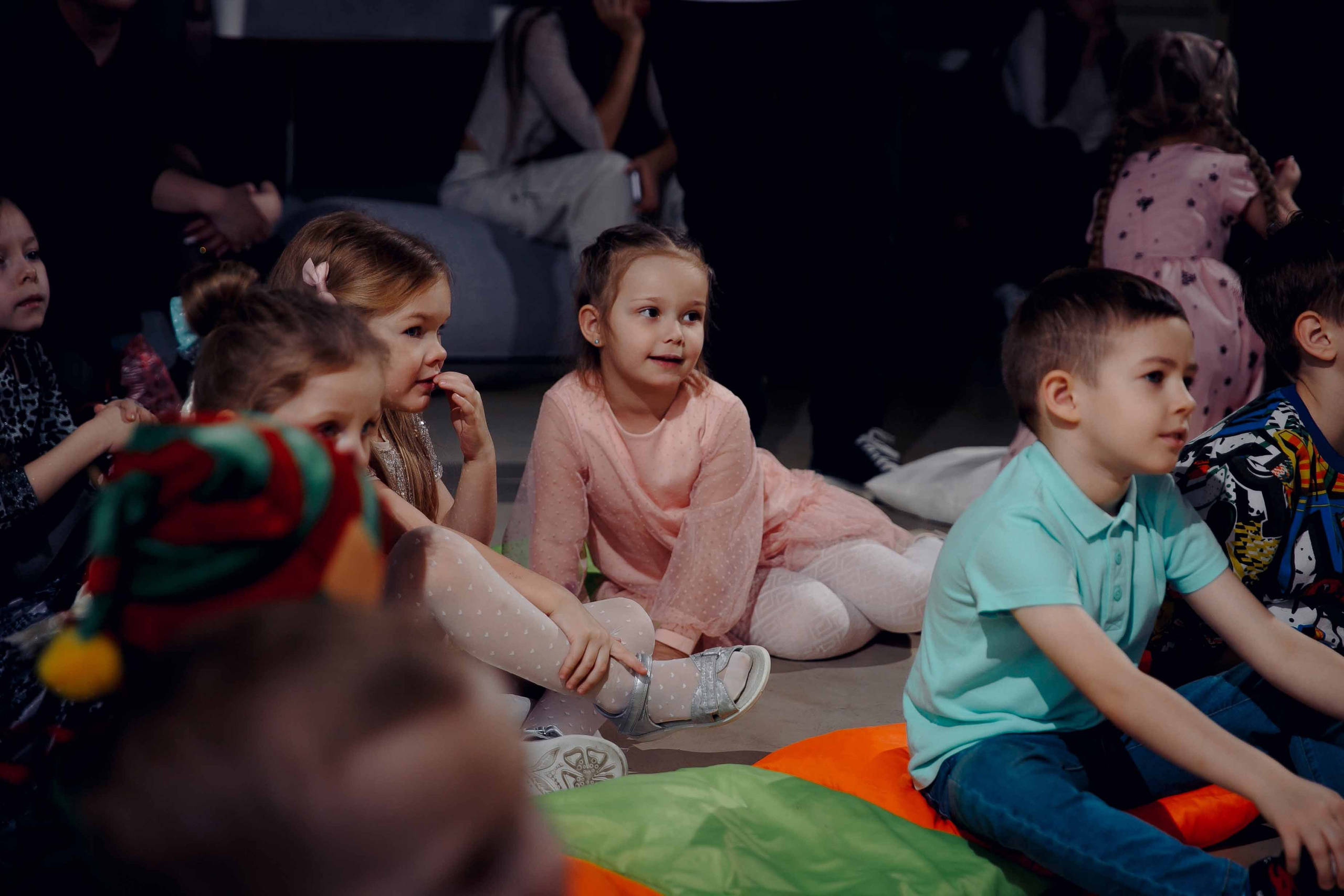 Елка в «Фотоцехе» #1. Ваш репортажный фотограф Артемий Антонов