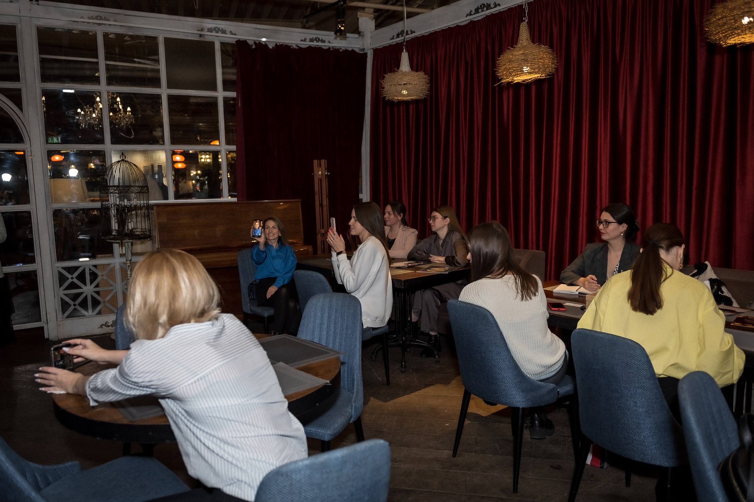 Репортаж мероприятий. КОНТЕНТ |БРЕНД фотограф Санкт-Петербург — Жанна Олтаржевская