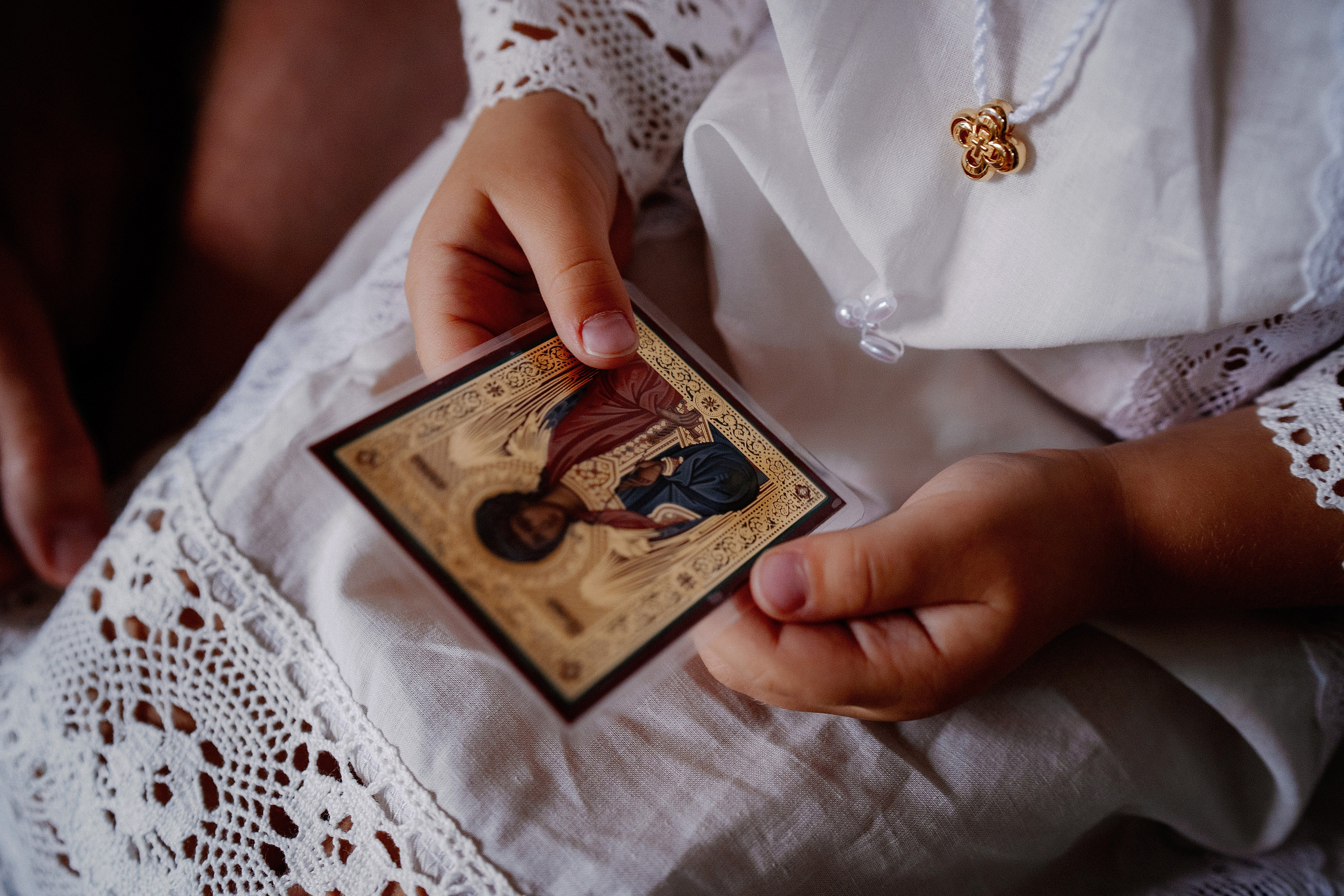 Крещение Эммы. Фотограф на Крещение и Венчание в Красноярске Рамазанова Юлия