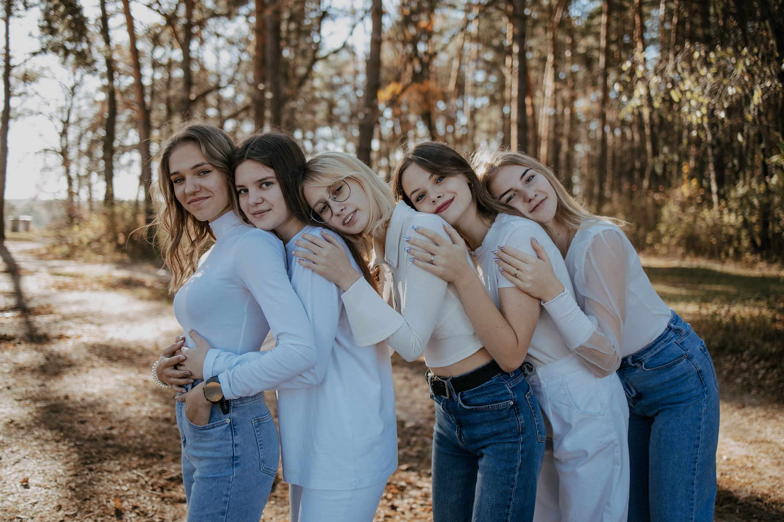 Фотосессия пикника для 11 класса. Выпускные альбомы в Серпухове