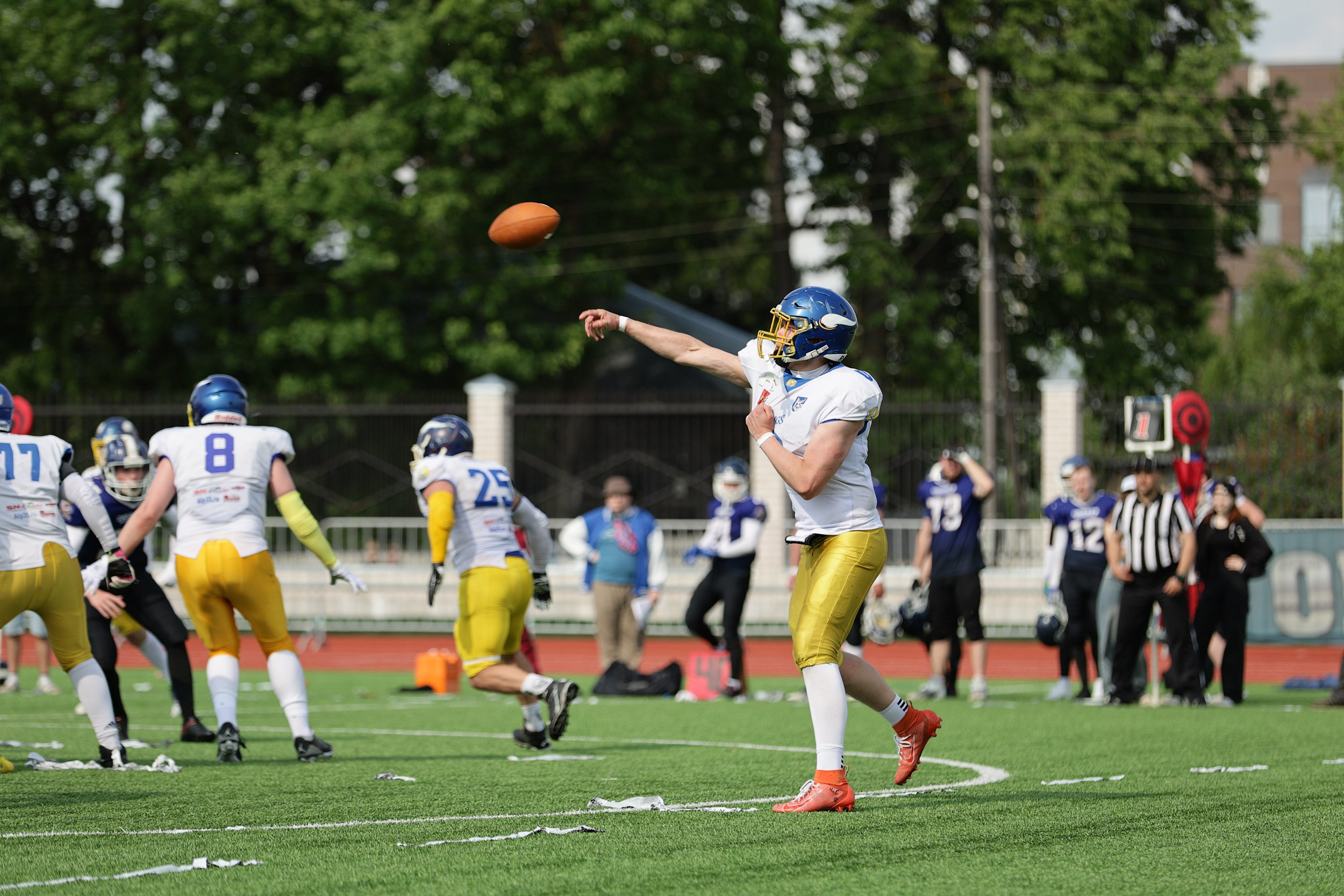 Американский футбол