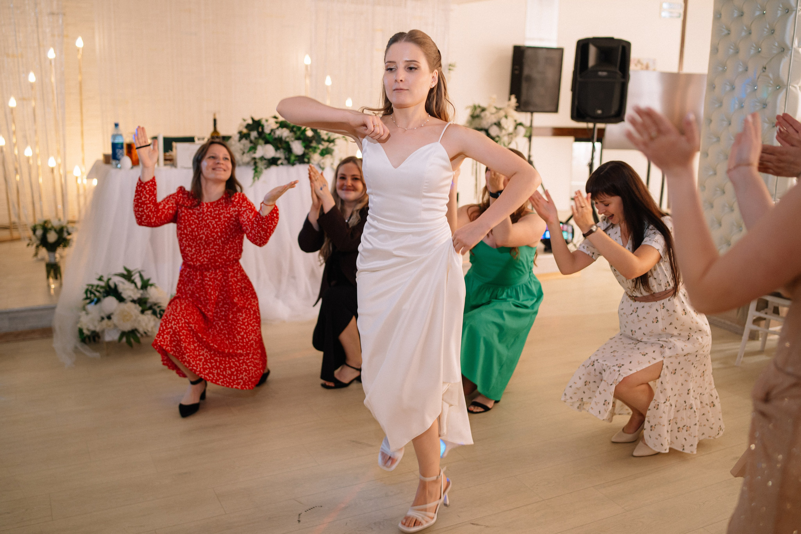 Анастасия и Роман — банкет Времена года. Репортажный (Event) фотограф в Барнауле | Даниил Маркин | Качество и вайб