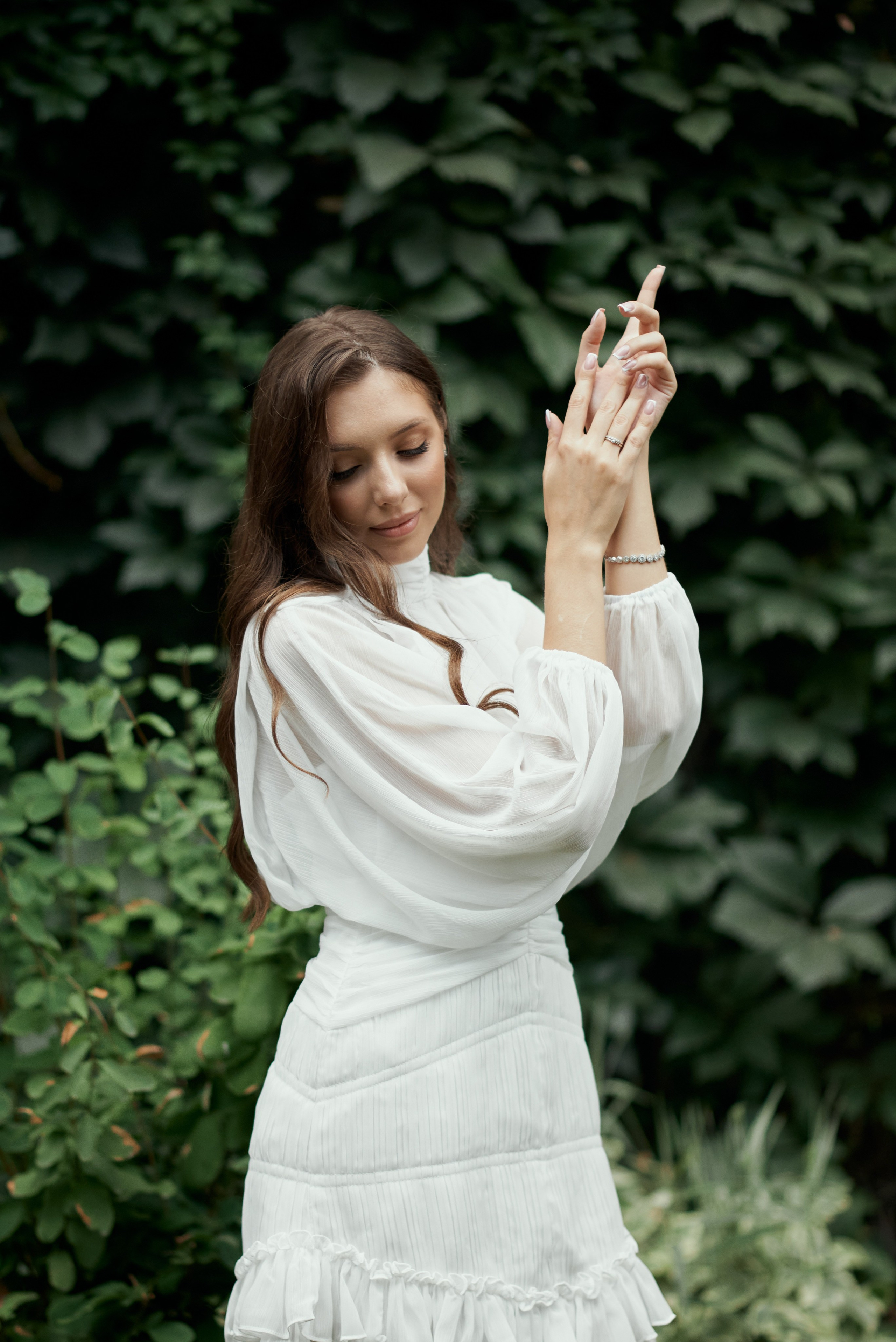 Плющевая стена. Свадебный фотограф Александр Браво