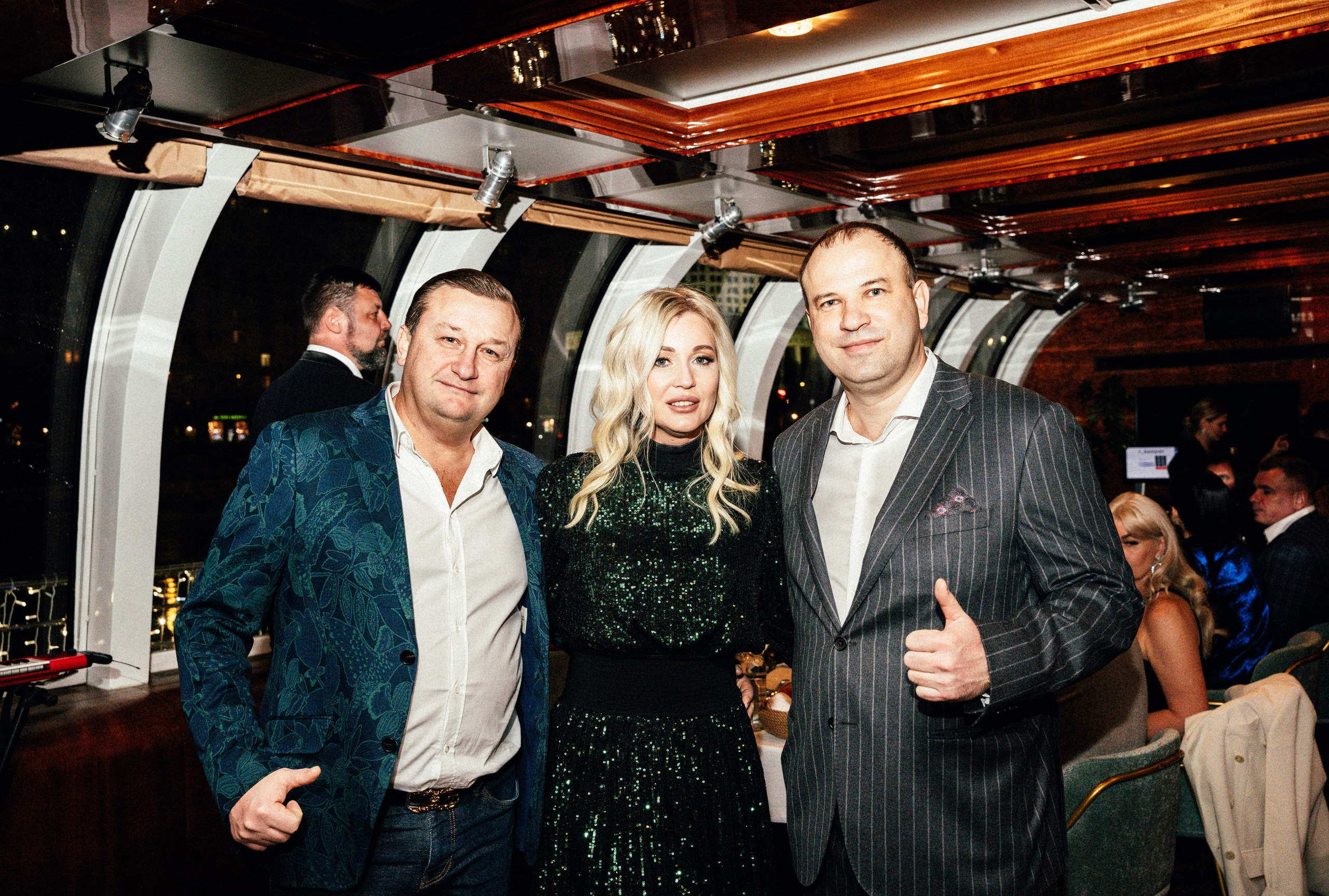 Корпоратив Erwin Река. Портретный и репортажный фотограф