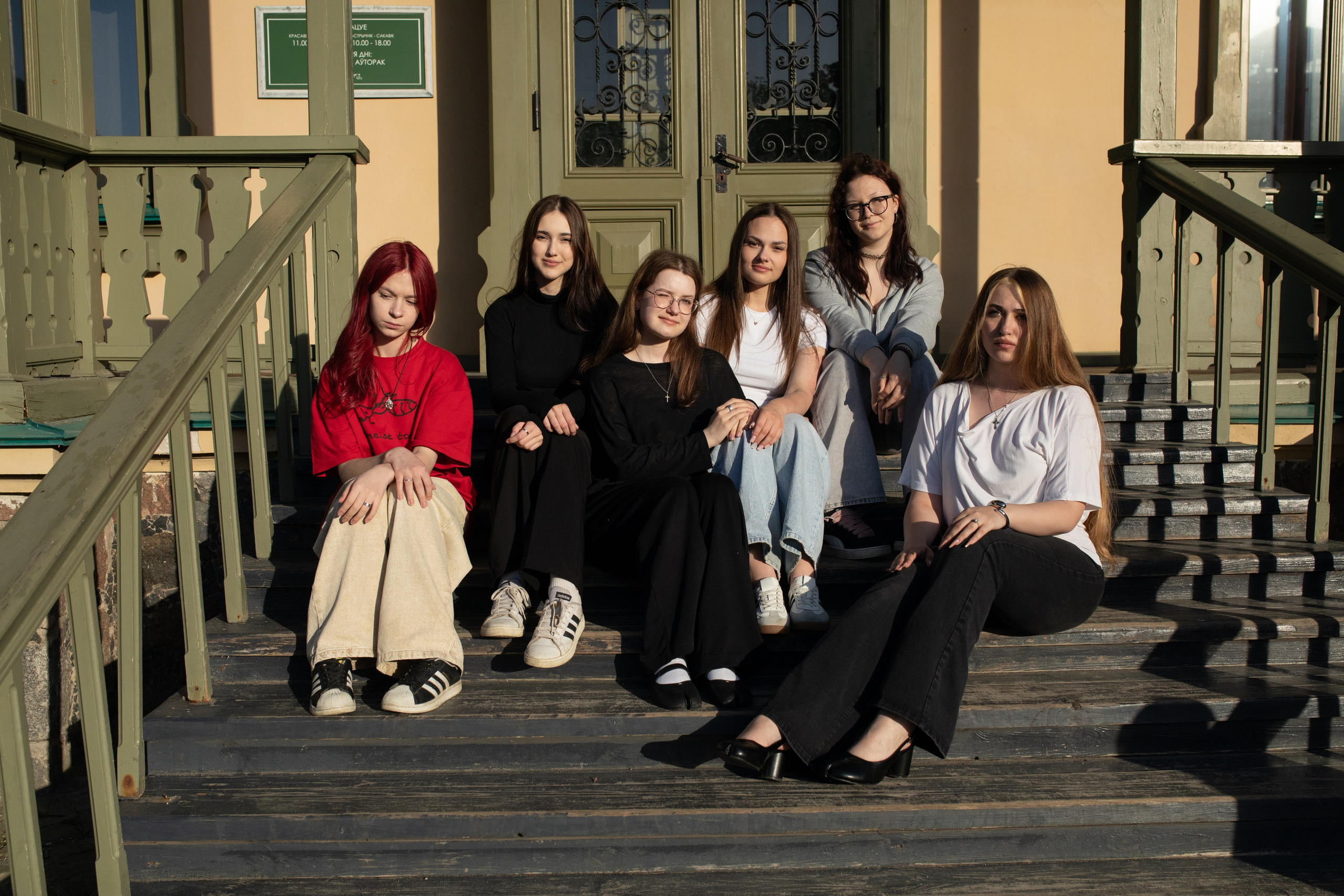19/05/26 Лошицкий. Выпускные альбомы Cardsi