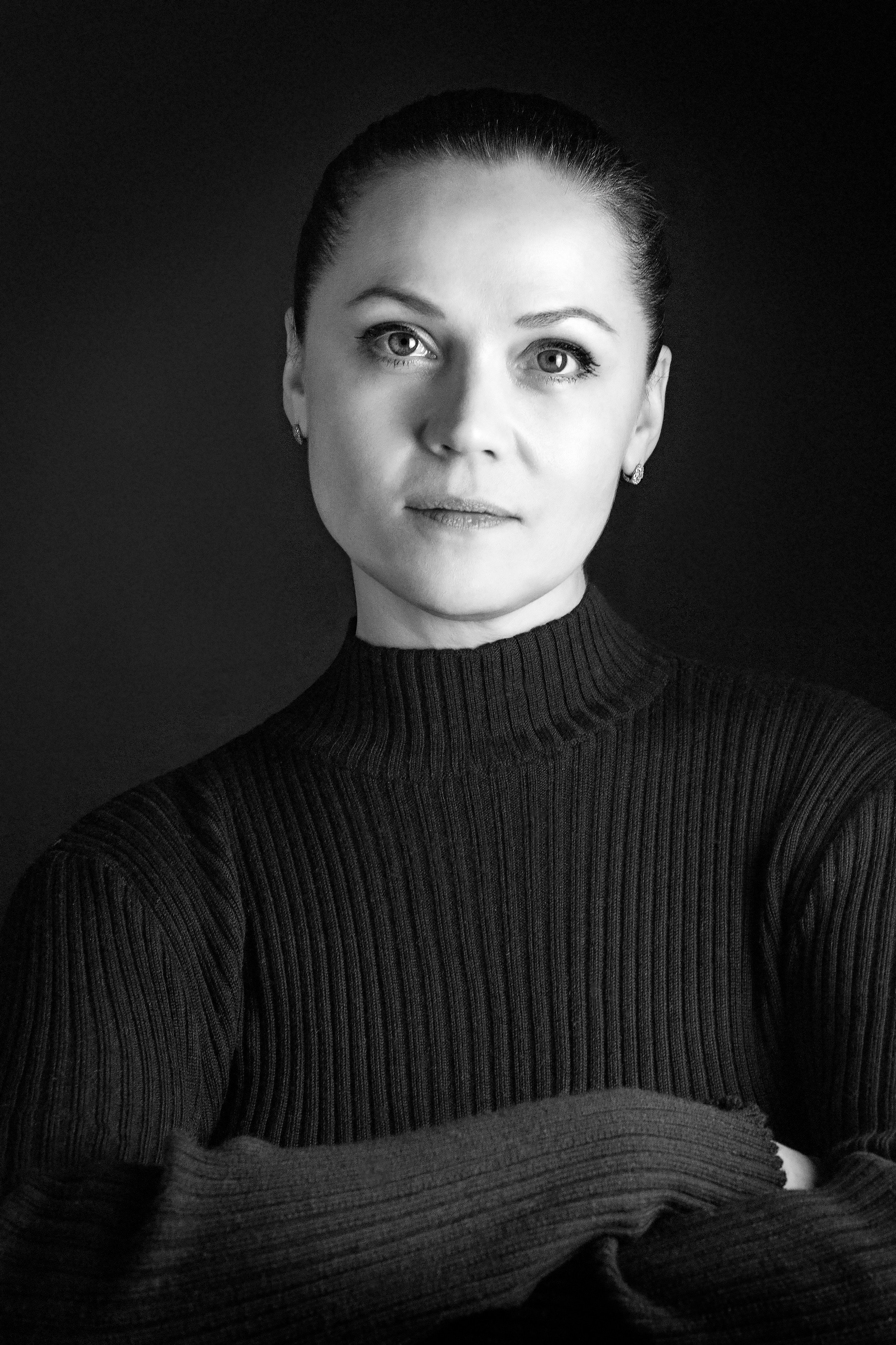 Классическая женская фотосессия в студии