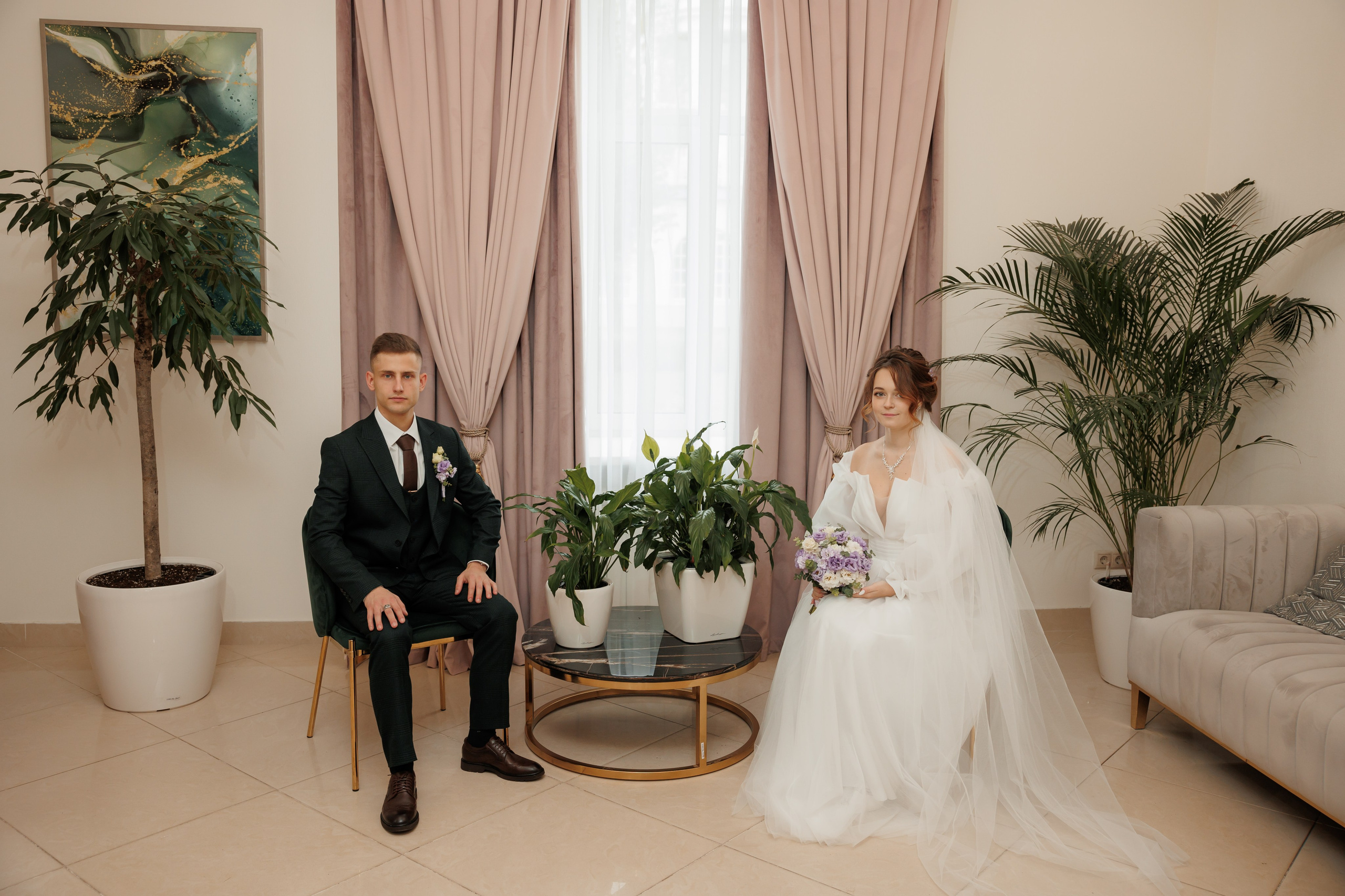 Константин и Дарья, ЗАГС ВДНХ, отель Soluxe, ресторан «Антик». Свадебный и репортажный фотограф (Москва, Королев и другие)