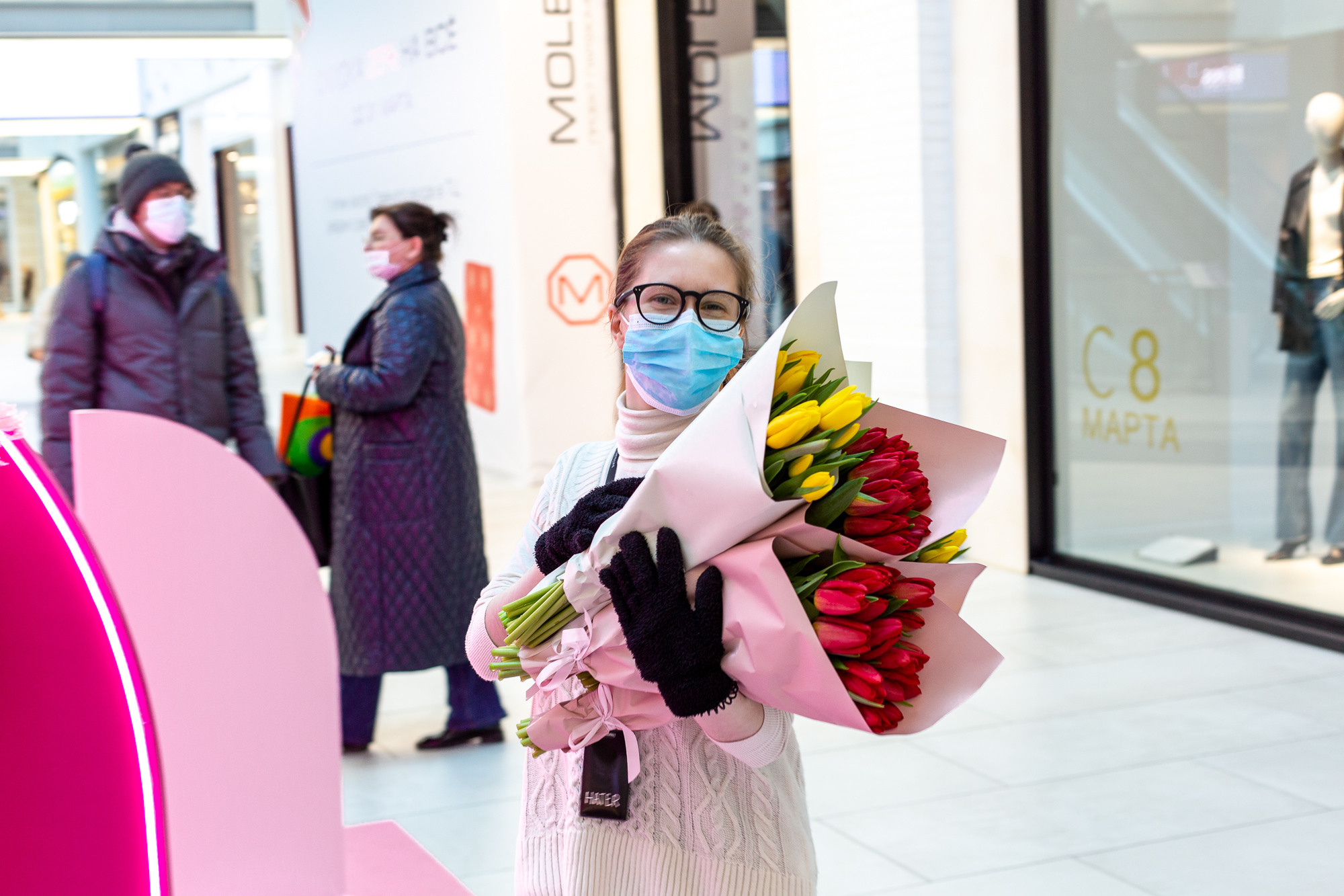 Гендерные праздники в ТРЦ Метрополис. Коммерческий фотограф Ксения Есина