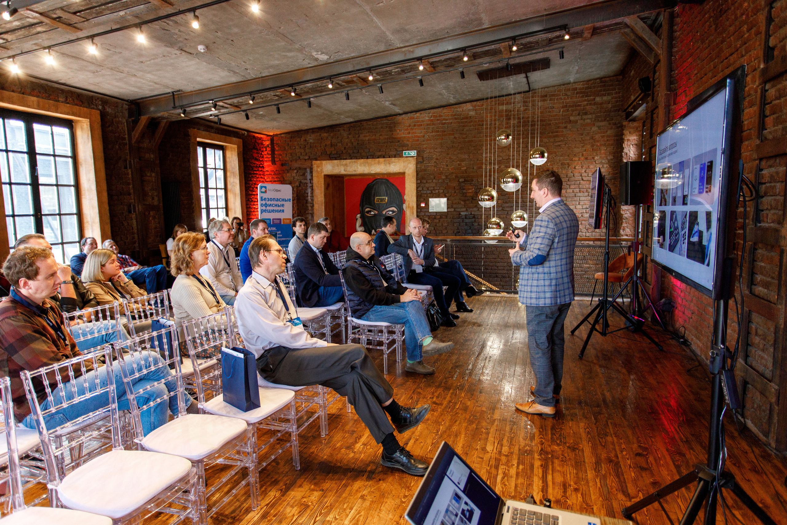 Бизнес-ужин компании Крайон. Коммерческий фотограф Ксения Есина