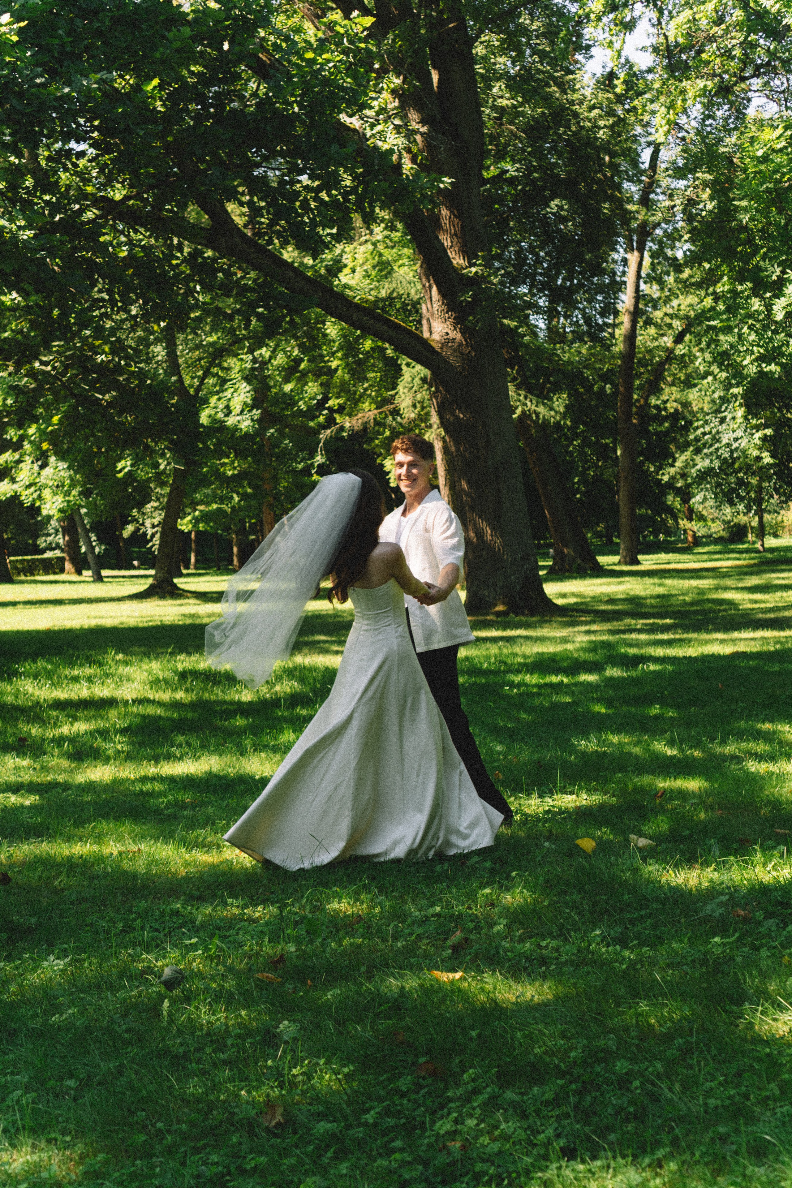 СВАДЕБНАЯ СЬЕМКА В ПЕТЕРГОФЕ И СЬЕМКА РЕПОРТАЖА В ЗАГСЕ ПЕТЕРГОФА. Профессиональный фотограф, Санкт-Петербург — Виктория Богомолова