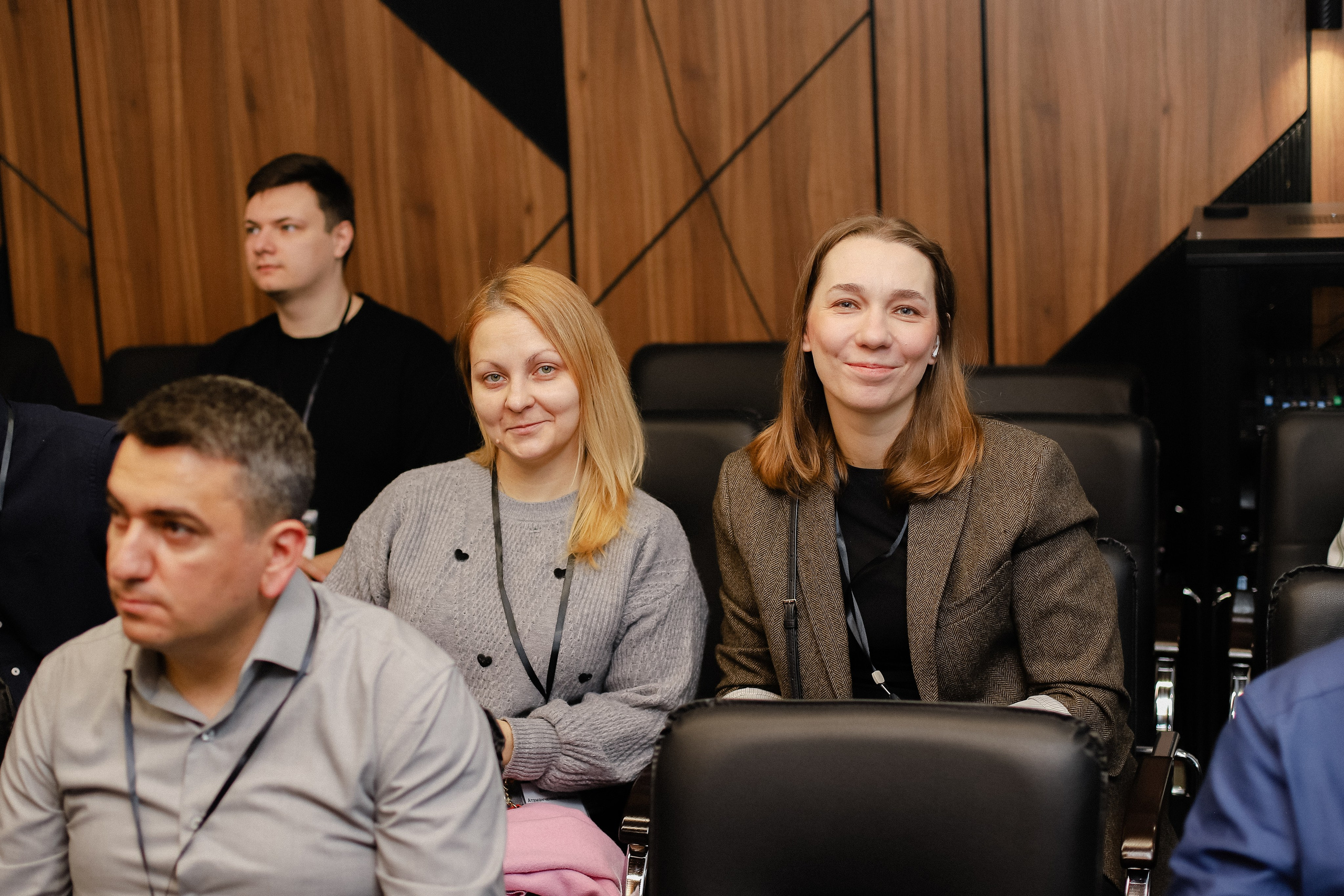 III Международная конференция. Фотограф в Алматы и Москве Даша Пушкина