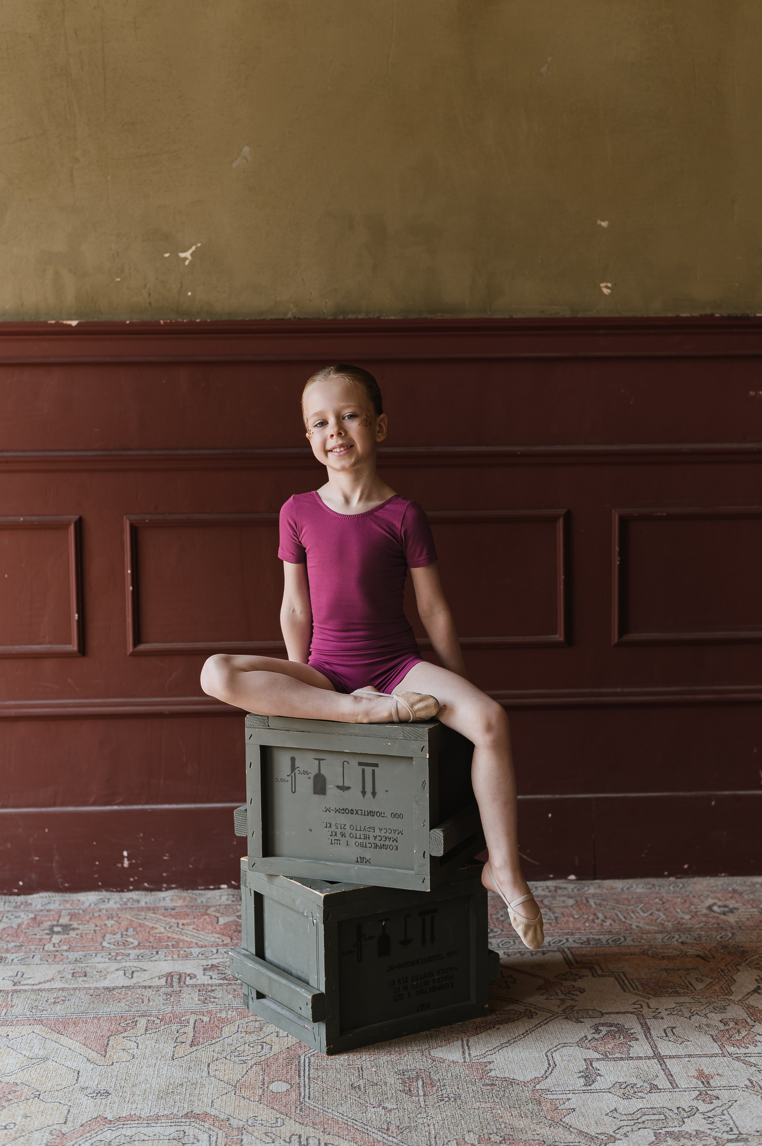 ВВЕРХ ДНОМ. SCULPTURE. Профессиональный репортажный, коммерческий фотограф в Санкт-Петербурге