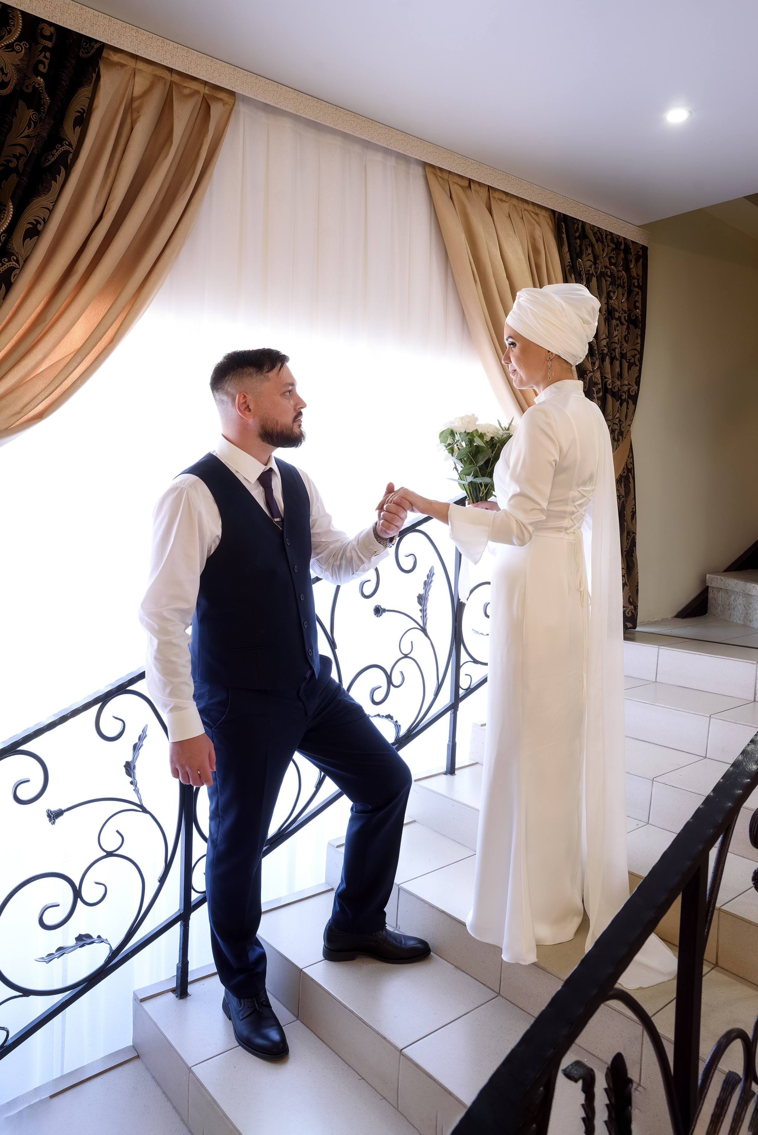 Альберт и Айсылу. Фотограф людей, белок и единорогов)