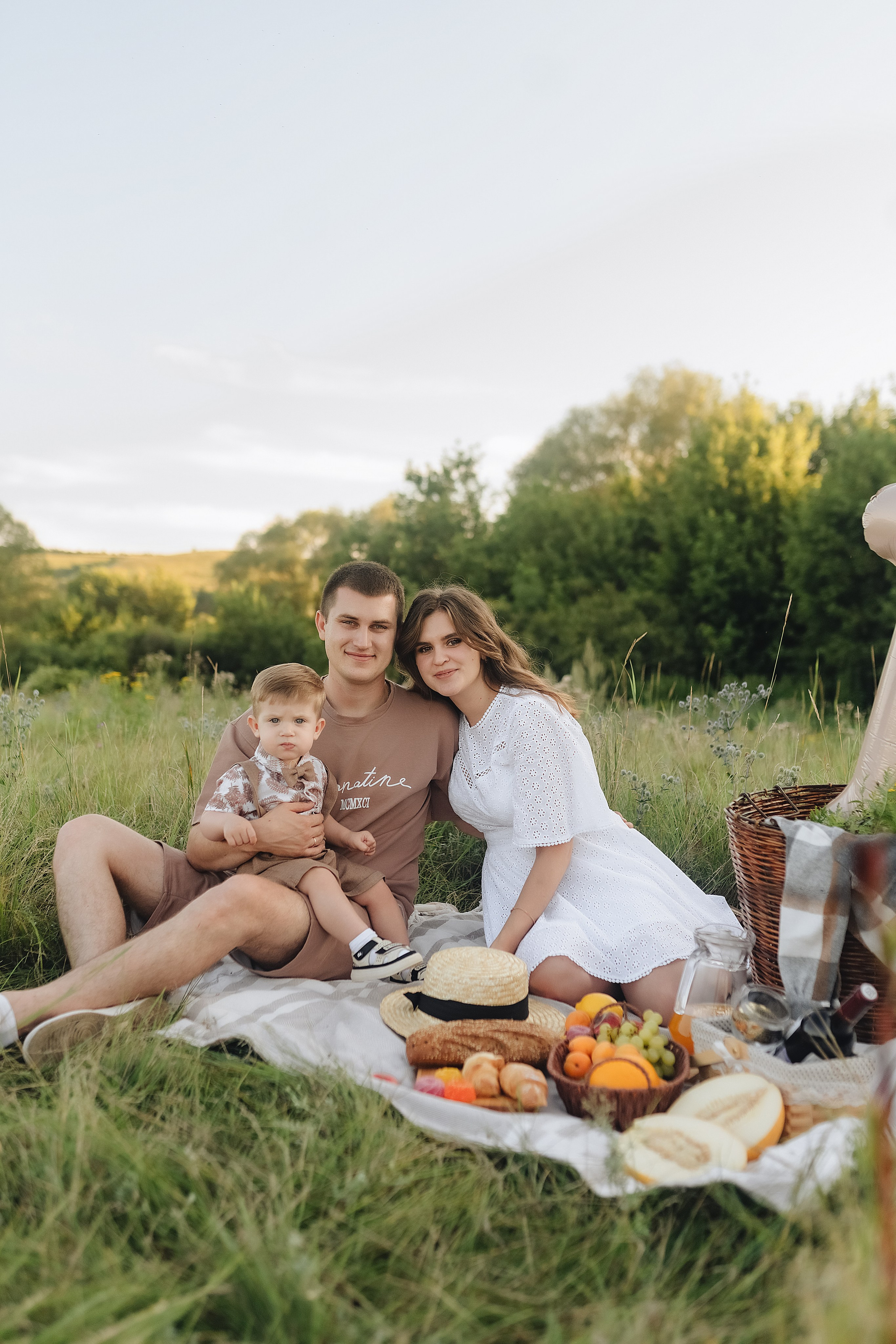 Светлана, Сергей и Женя | Семейная съемка на закате. Фотограф Карина Шмулёва. Воронеж и область