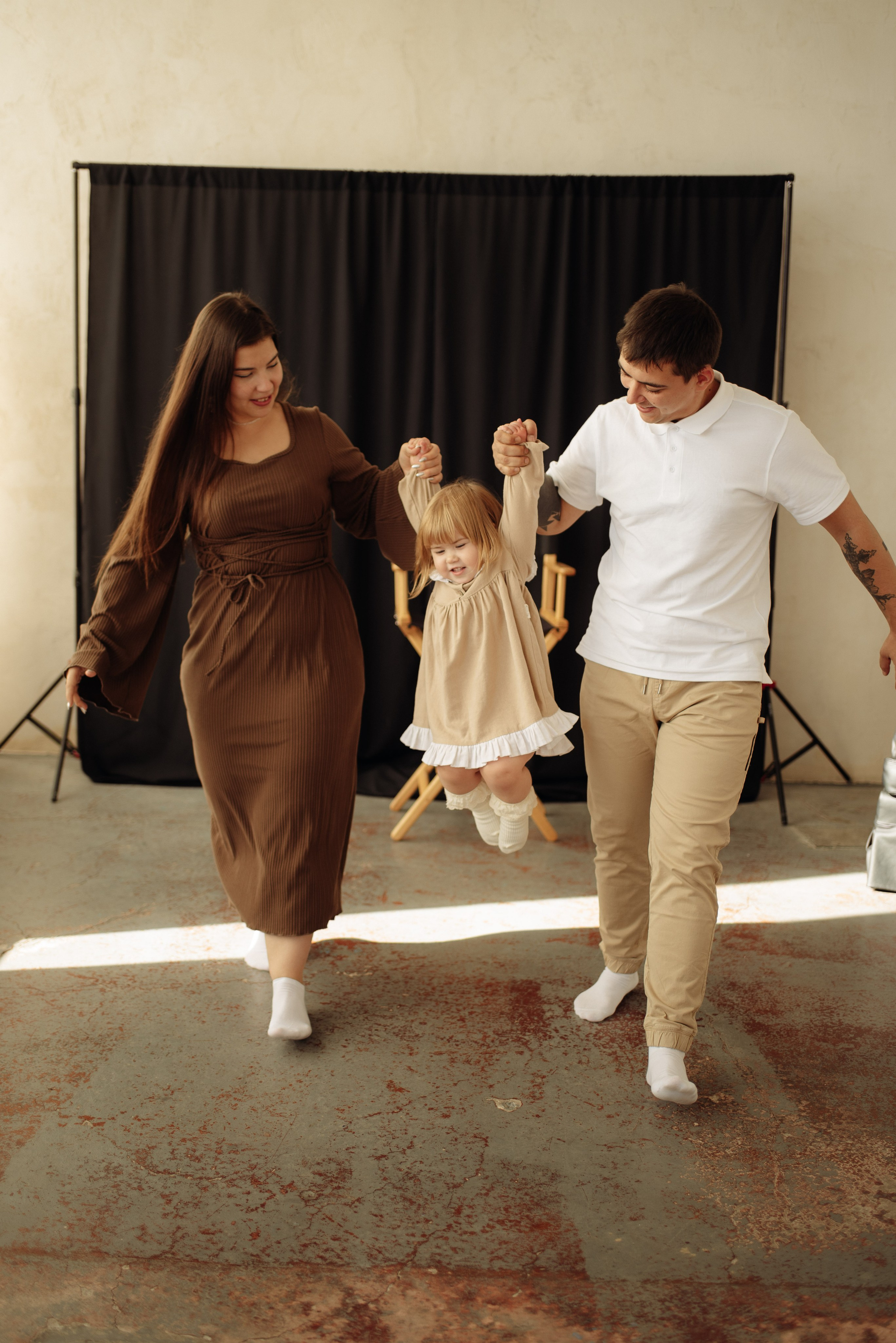 Настя, Паша и маленькая Лиза. Обо мне