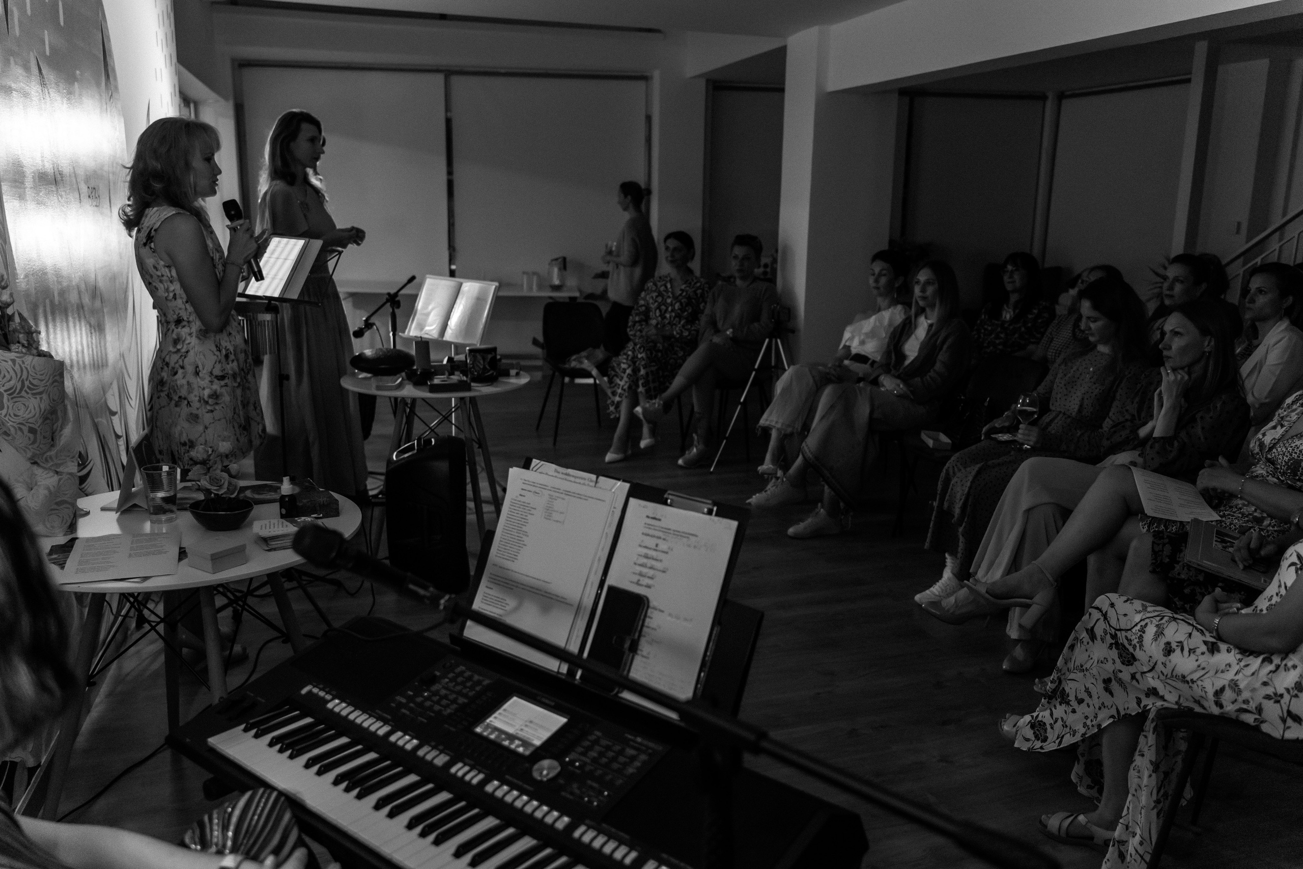 Литературный вечер в Никосии. Свадебный и семейный фотограф Ирина Чернова