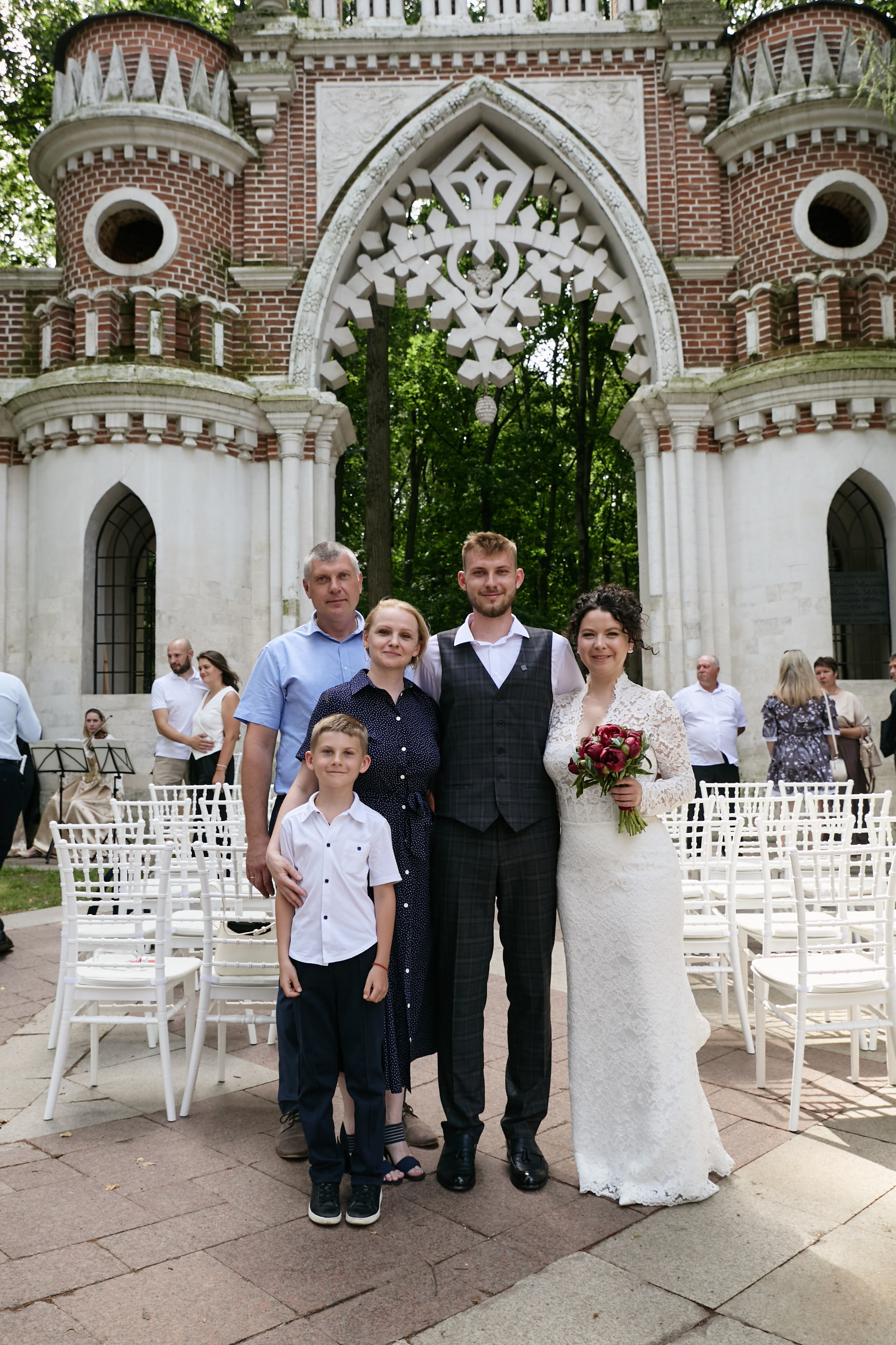 Иван и Юлия. Анонс свадьбы ЖК «Южная битца», роспись в парке «Царицыно». Фотограф и свадебный фотограф в Москве