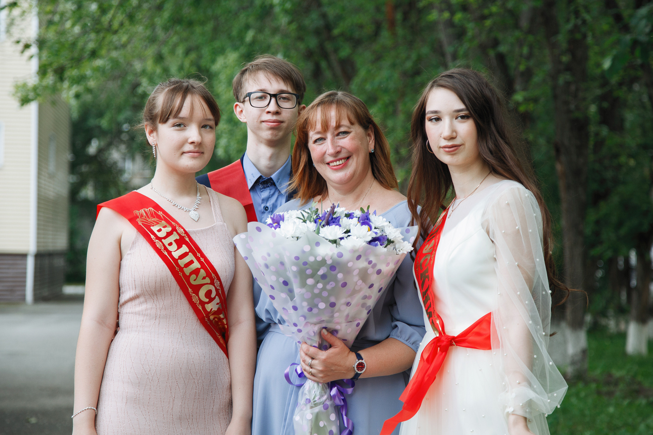 Последний звонок и выпускной в школе. Фотомастерская Воробьевых