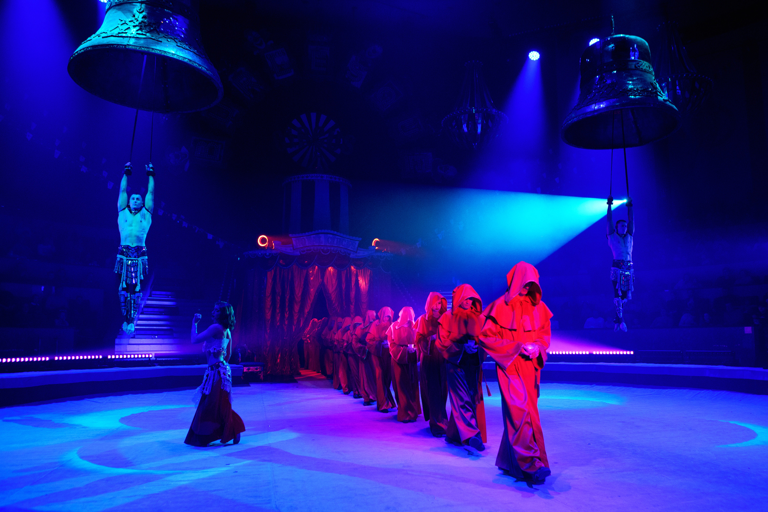 Грандиозный «БУРЛЕСК» Гии Эрадзе ВПЕРВЫЕ в Новосибирском цирке!. Фотомастерская Воробьевых