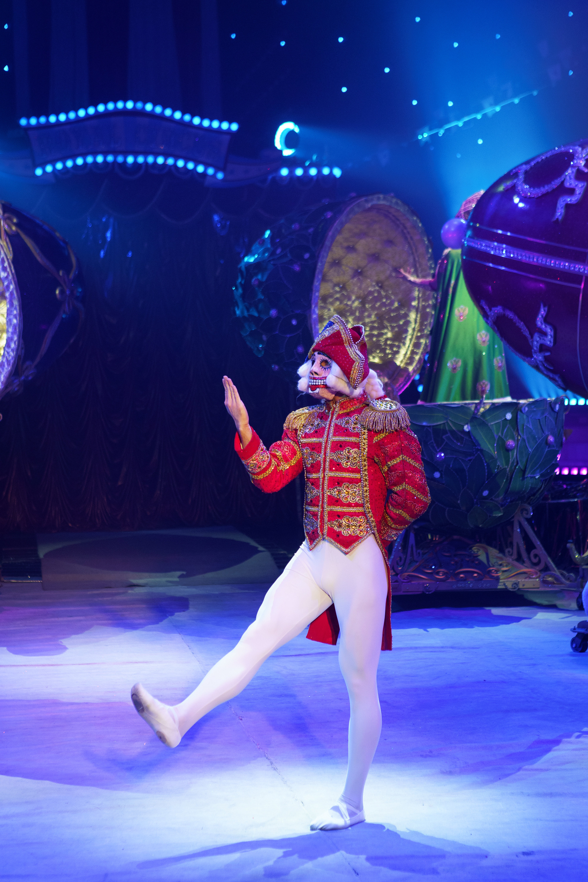 Грандиозный «БУРЛЕСК» Гии Эрадзе ВПЕРВЫЕ в Новосибирском цирке!. Фотомастерская Воробьевых