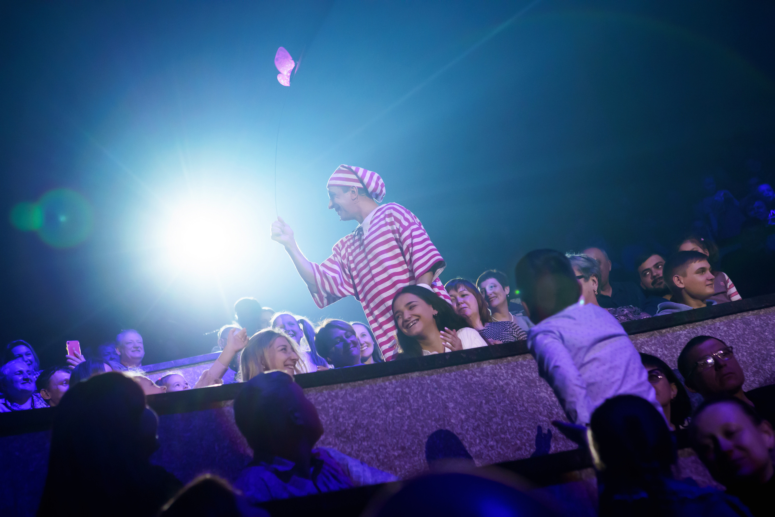 Грандиозный «БУРЛЕСК» Гии Эрадзе ВПЕРВЫЕ в Новосибирском цирке!. Фотомастерская Воробьевых