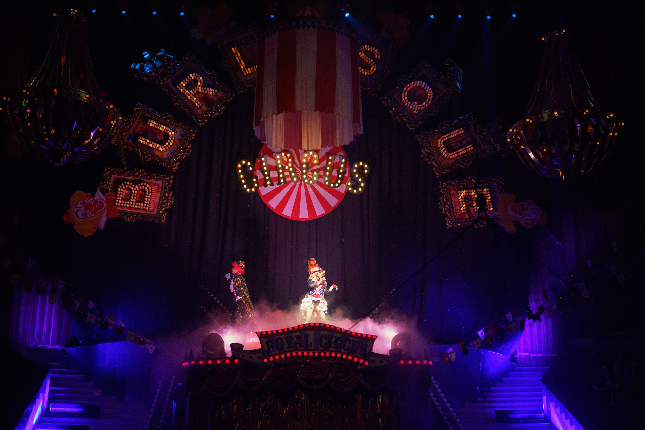 Грандиозный «БУРЛЕСК» Гии Эрадзе ВПЕРВЫЕ в Новосибирском цирке!. Фотомастерская Воробьевых