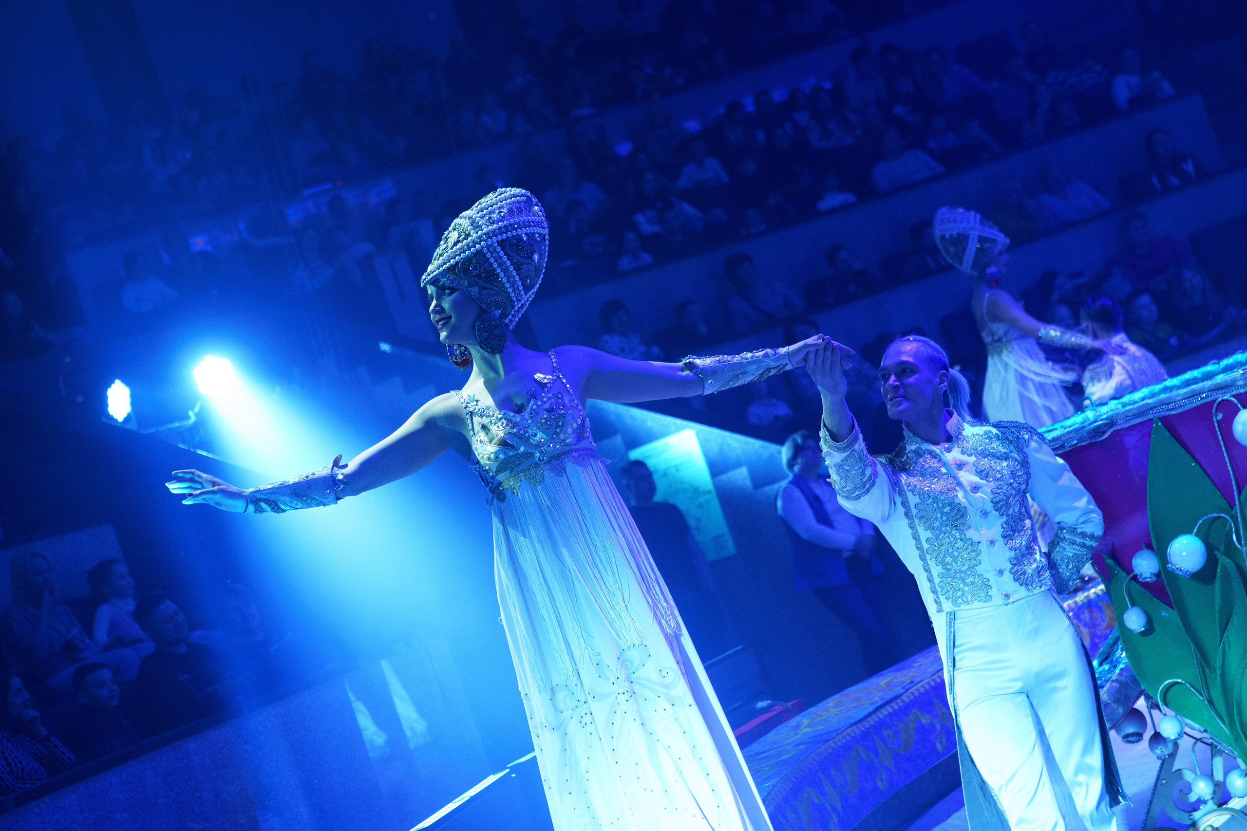 Грандиозный «БУРЛЕСК» Гии Эрадзе ВПЕРВЫЕ в Новосибирском цирке!. Фотомастерская Воробьевых