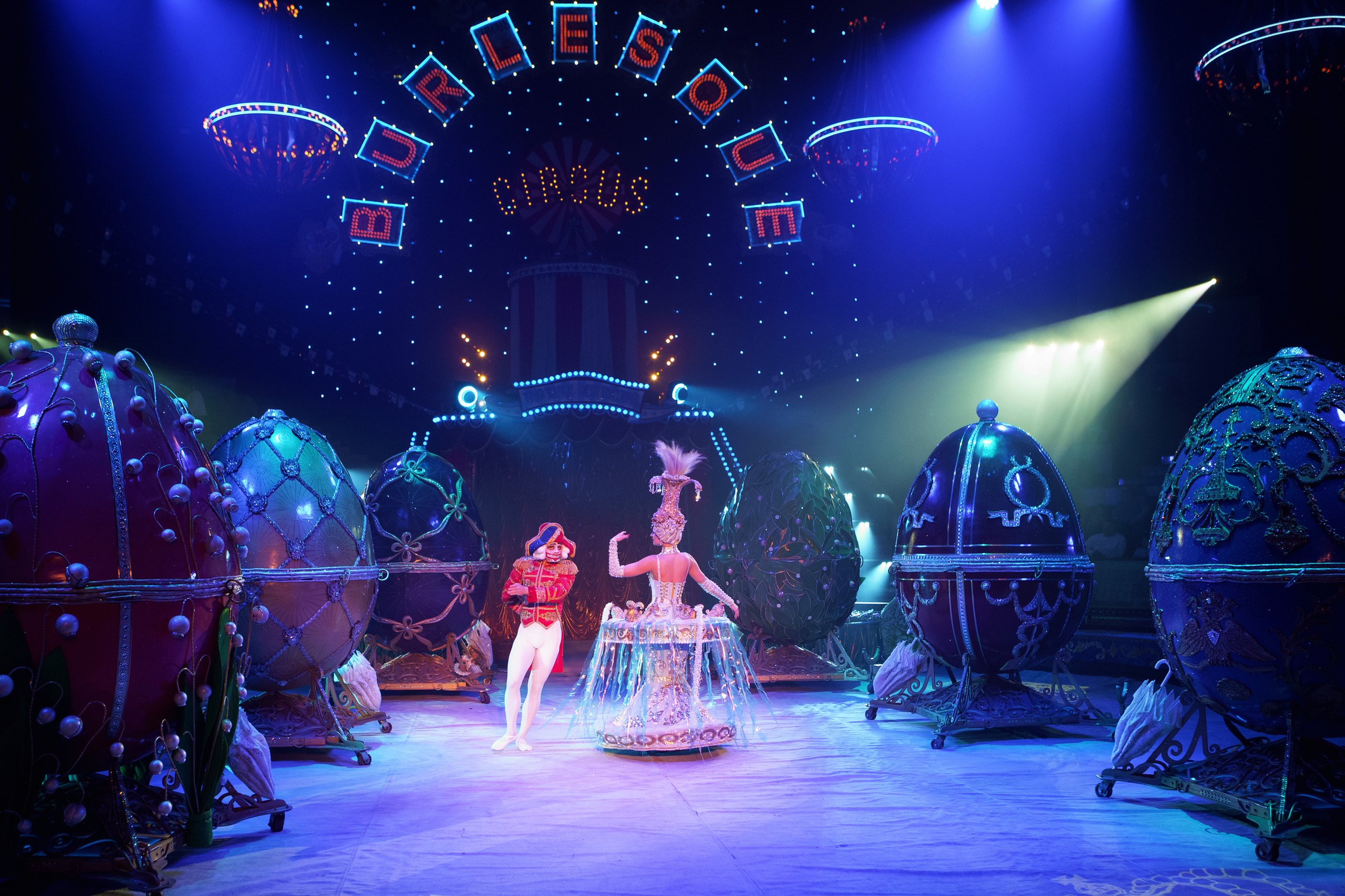 Грандиозный «БУРЛЕСК» Гии Эрадзе ВПЕРВЫЕ в Новосибирском цирке!. Фотомастерская Воробьевых